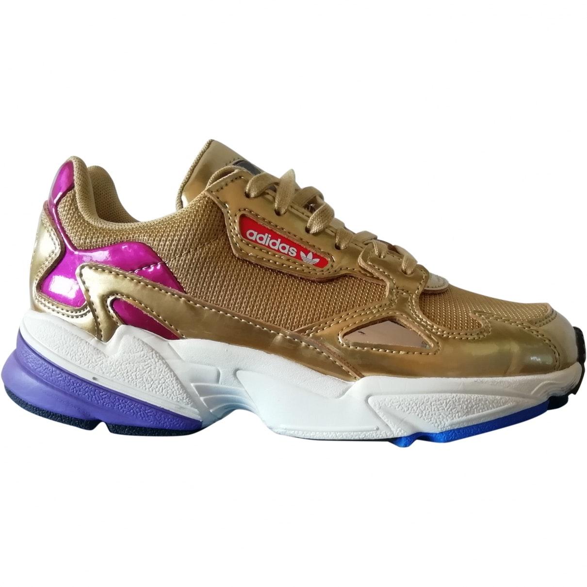 adidas Falcon Cloth Trainers in Gold (Metallic) - Save 12% - Lyst