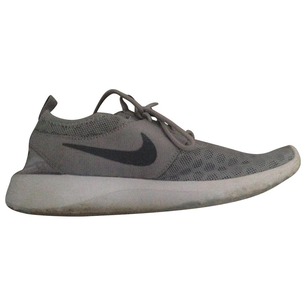 nike cloth shoes Off 66% - www.electroparedes.pt