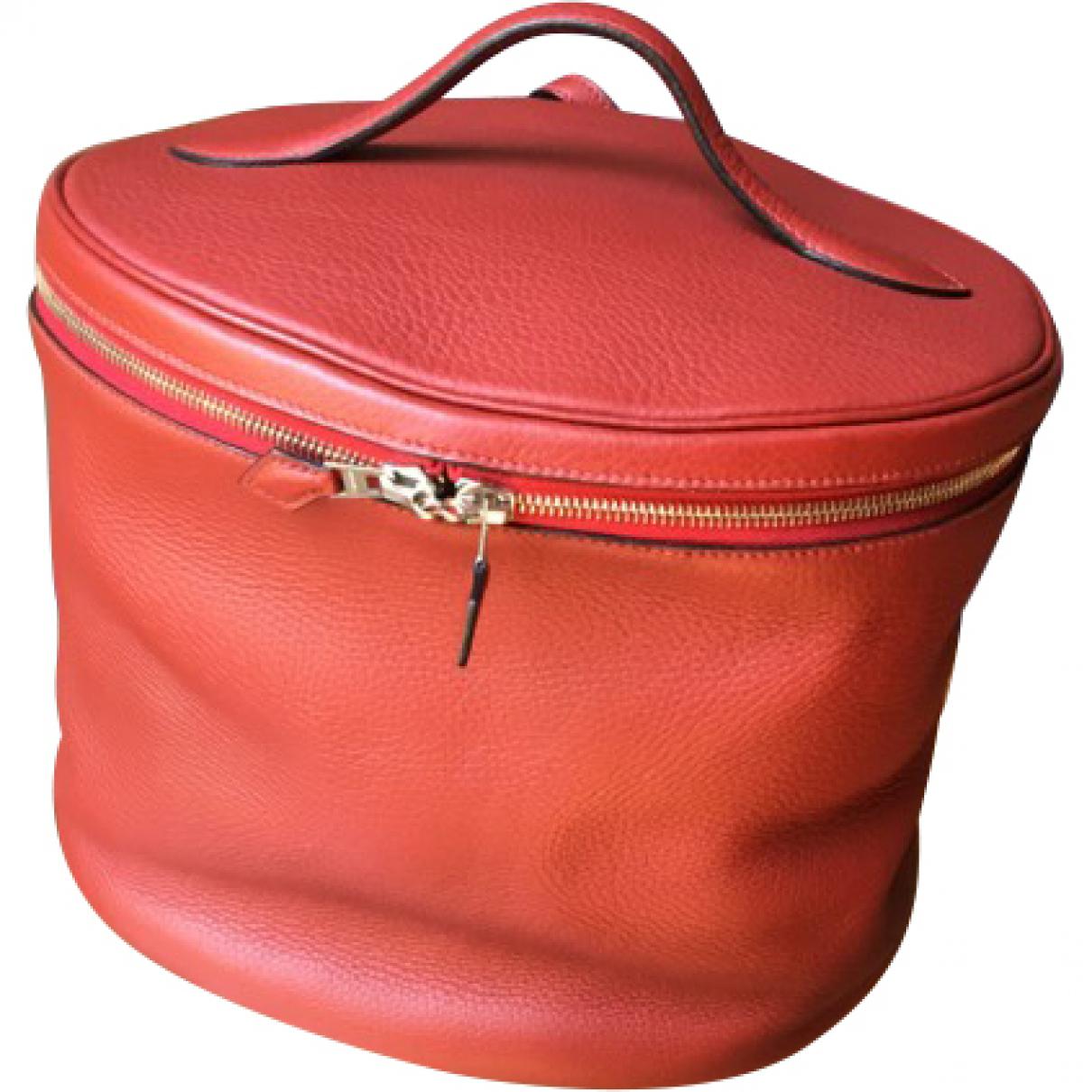 Hermès Pre-owned Leather Toiletry Bag in Red - Lyst