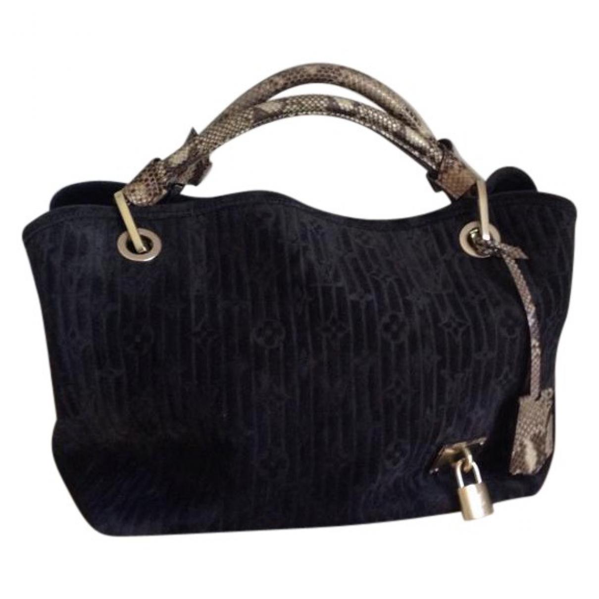 louis vuitton velvet bag