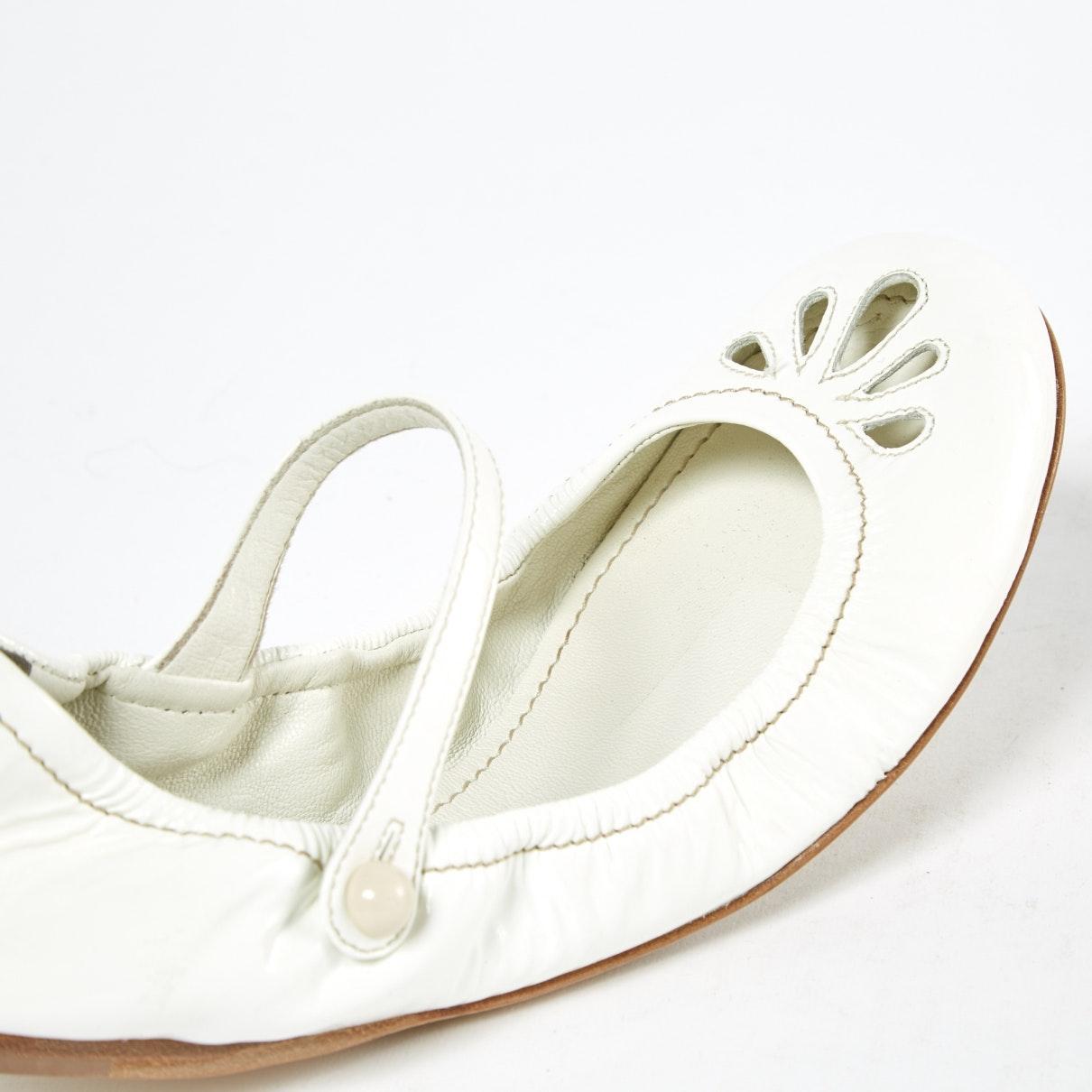 miu miu white flats