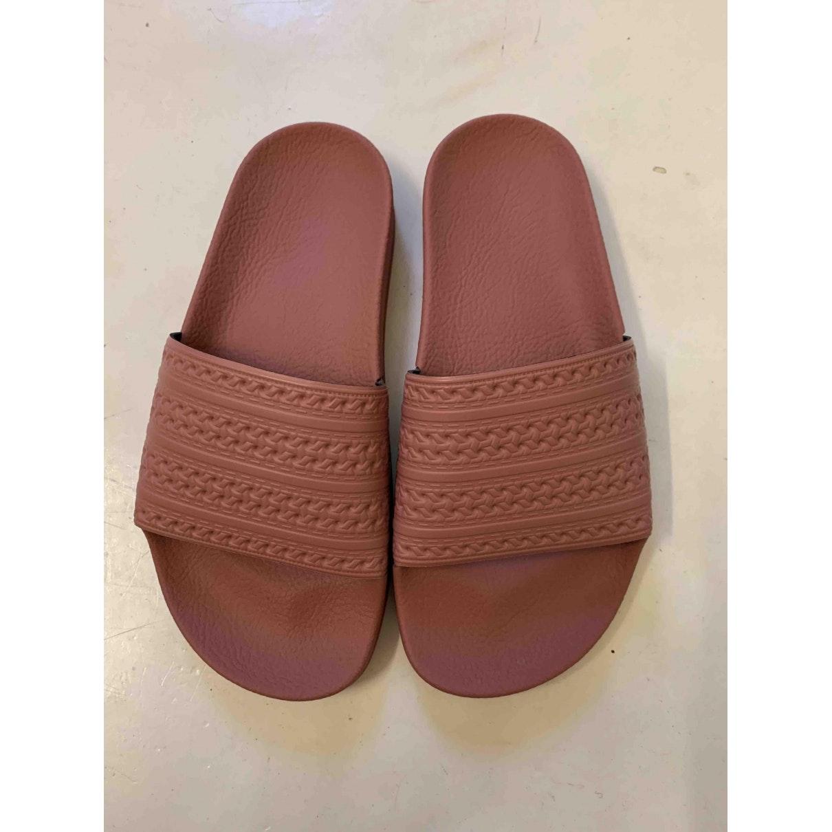 adidas adilette brown