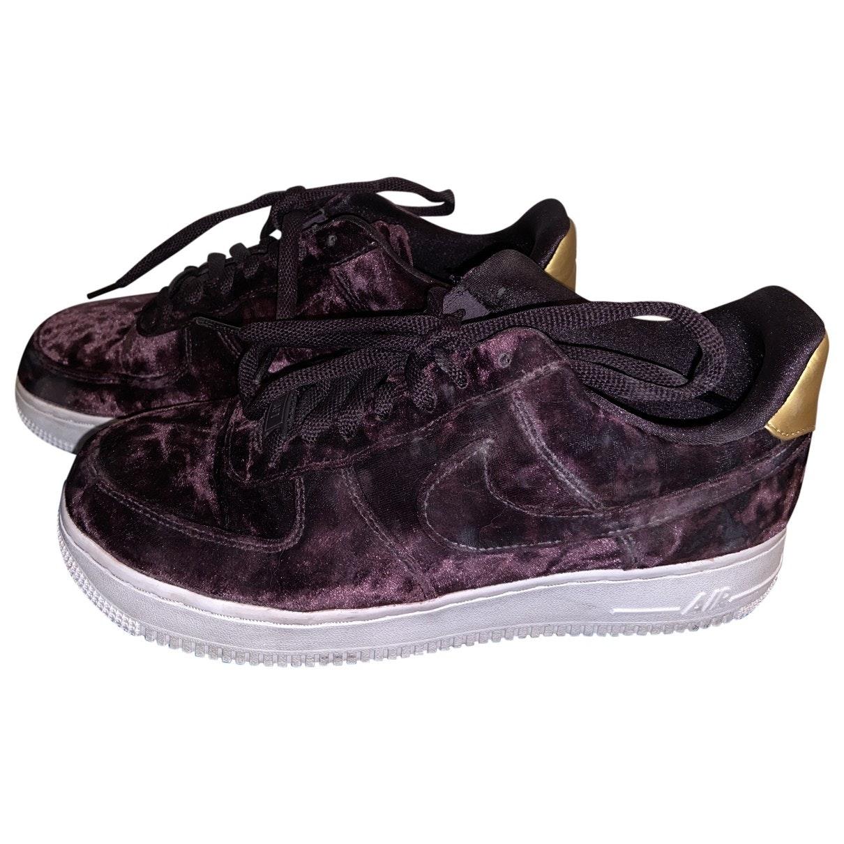 nike velvet trainers