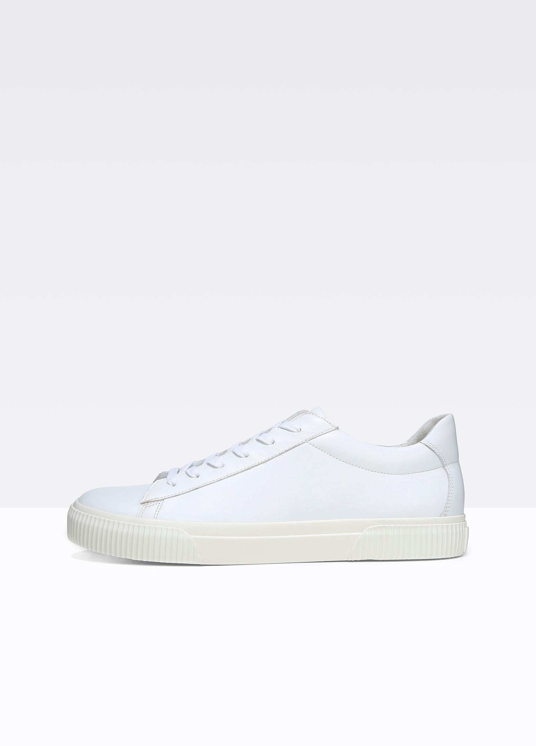 sneakers for kurti
