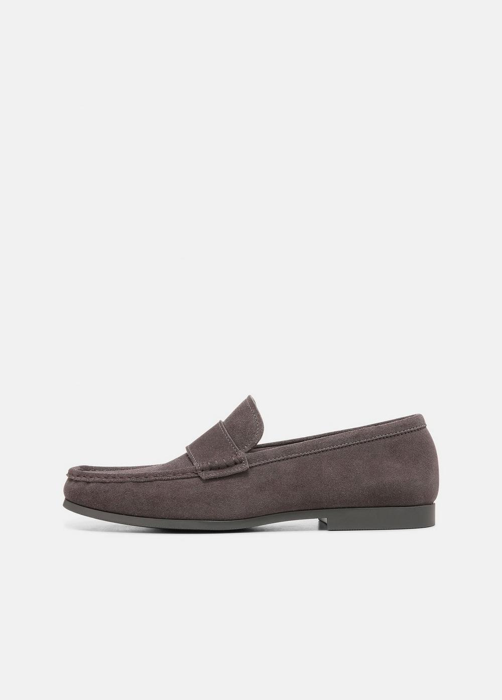 Vince Daly Suede Loafer in White | Lyst