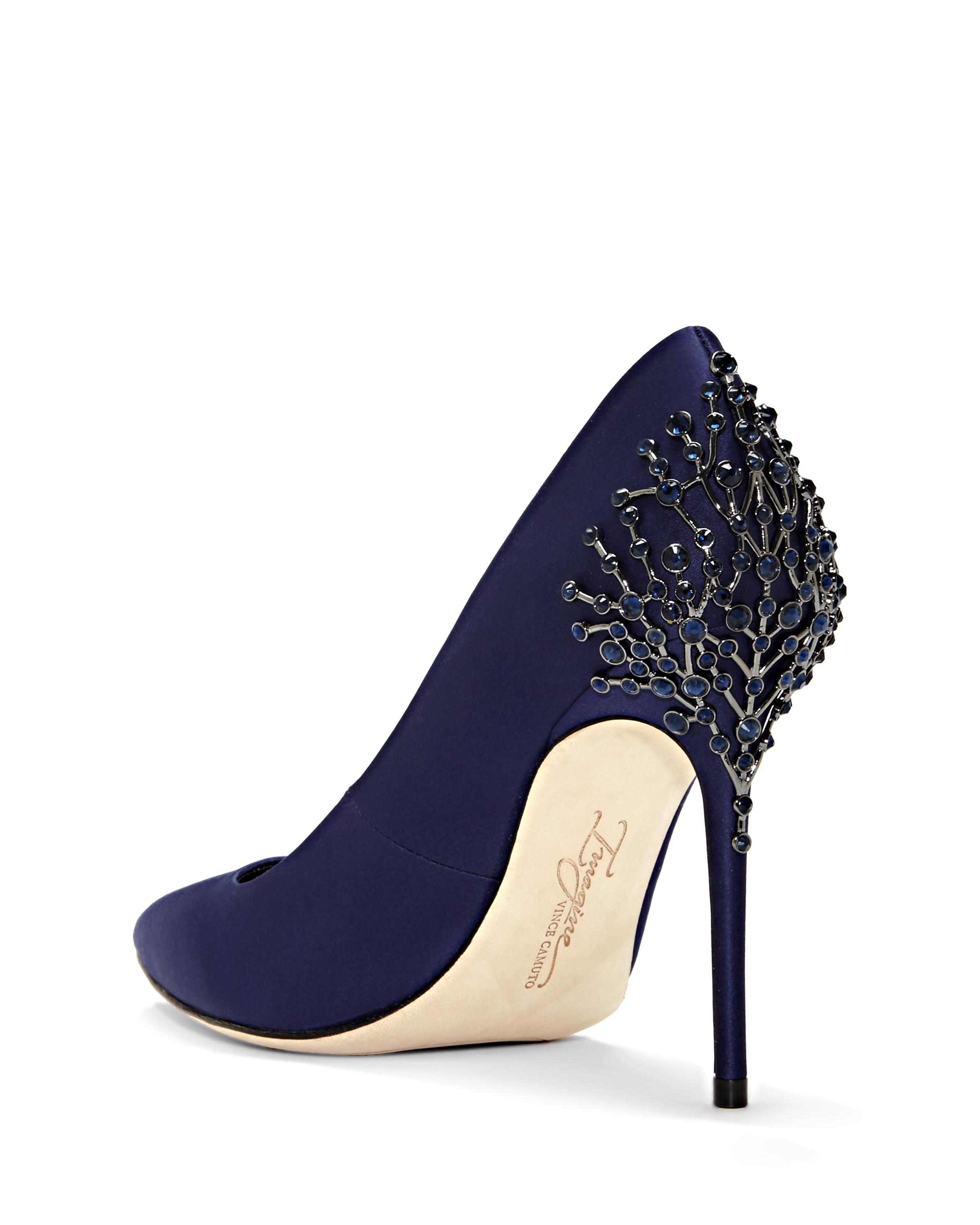 vince camuto pumps