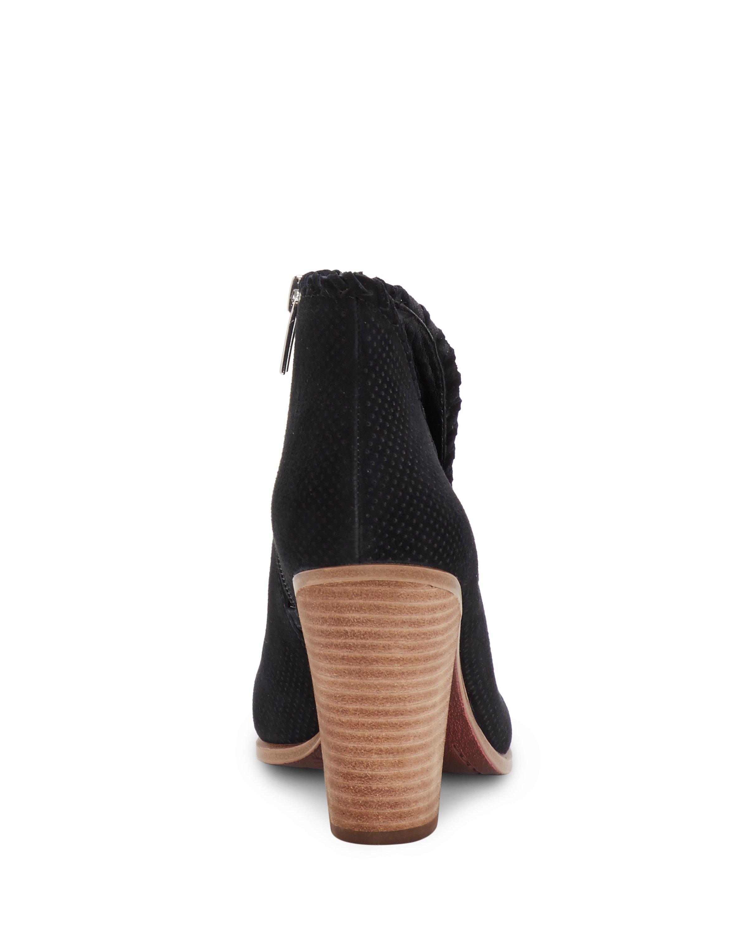 vince camuto fernlee bootie