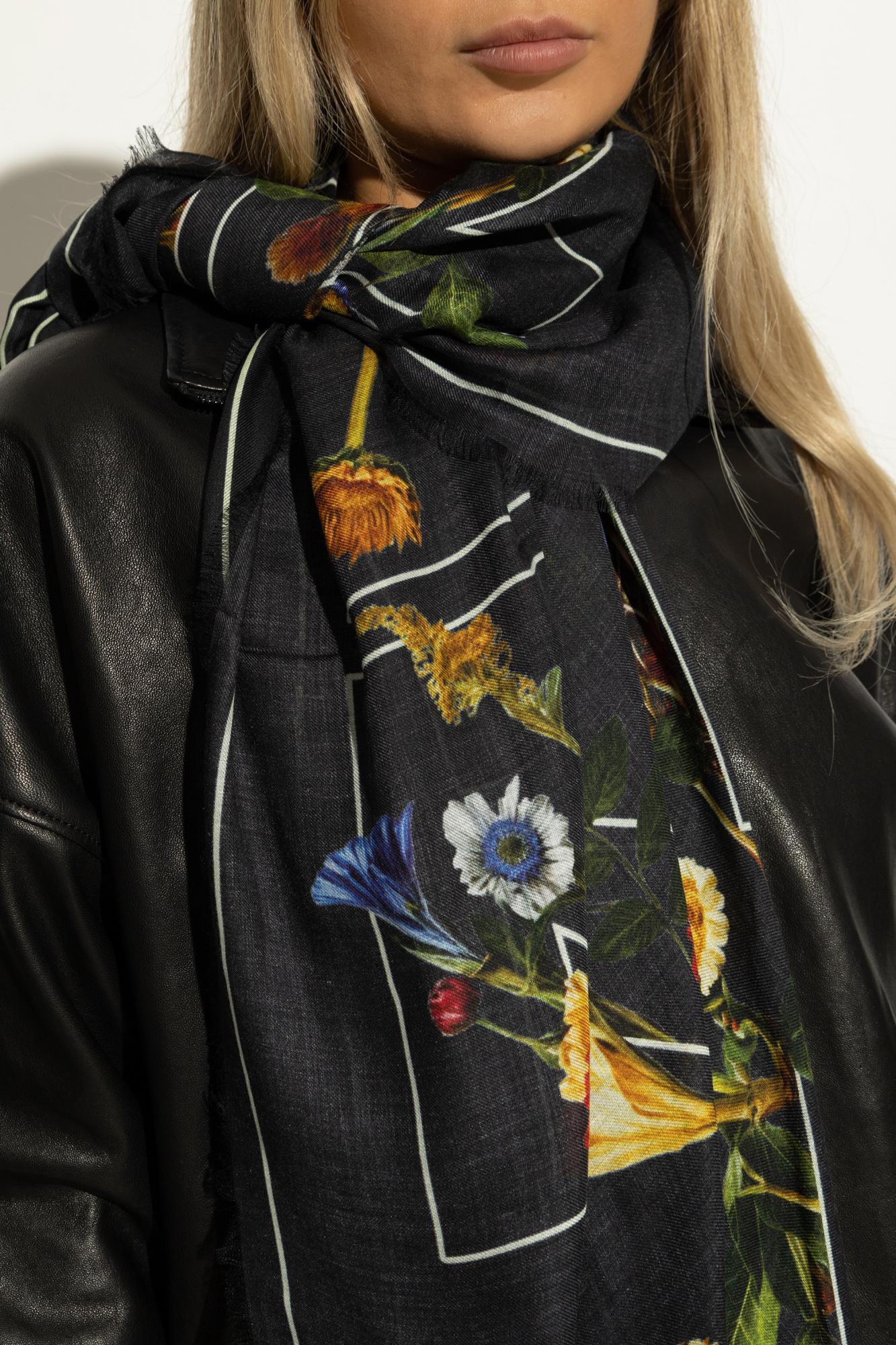 Off-White c/o Virgil Abloh Scarves and mufflers for Women