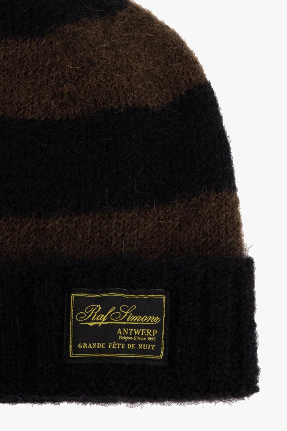 simons toques