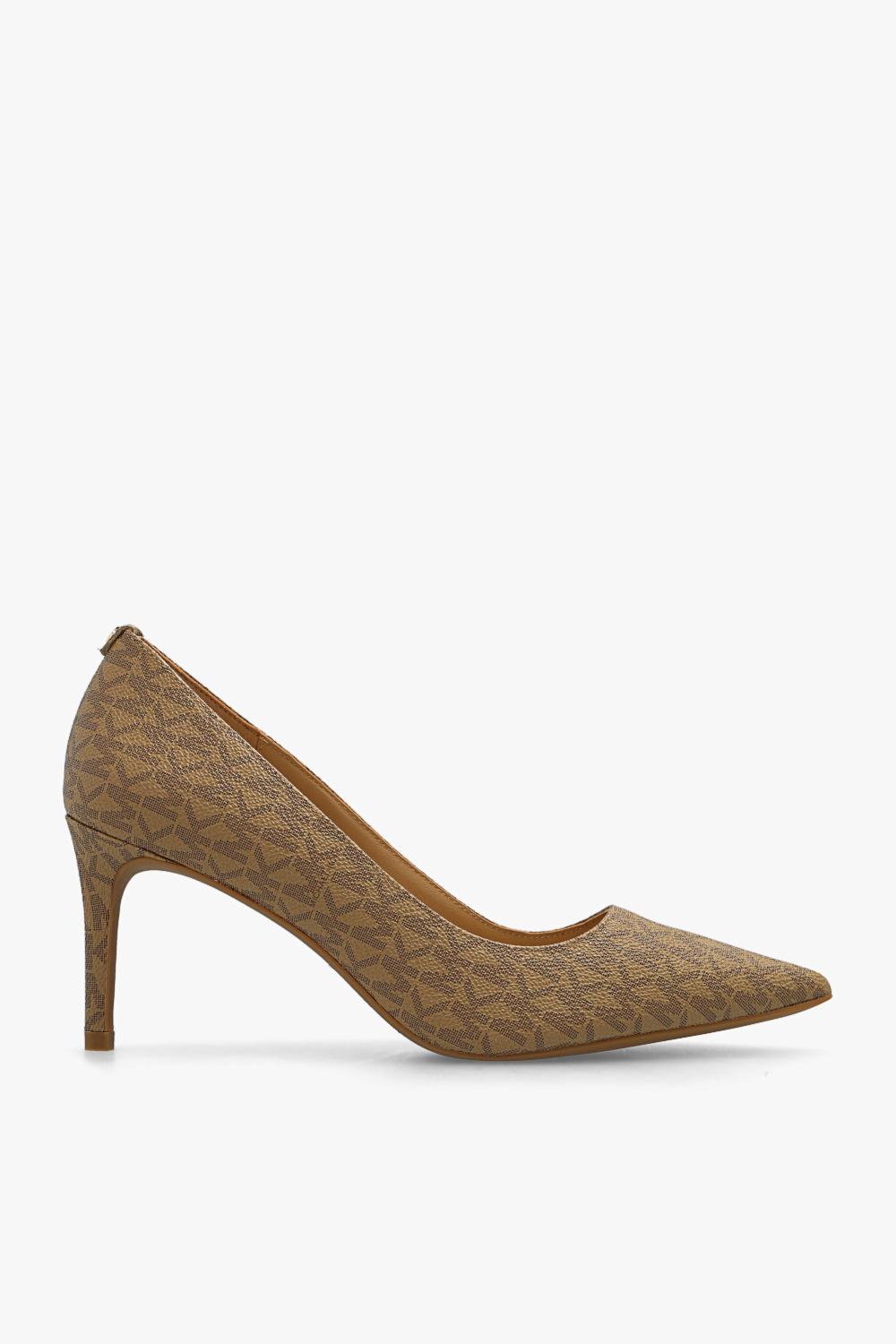 michael kors beige pumps