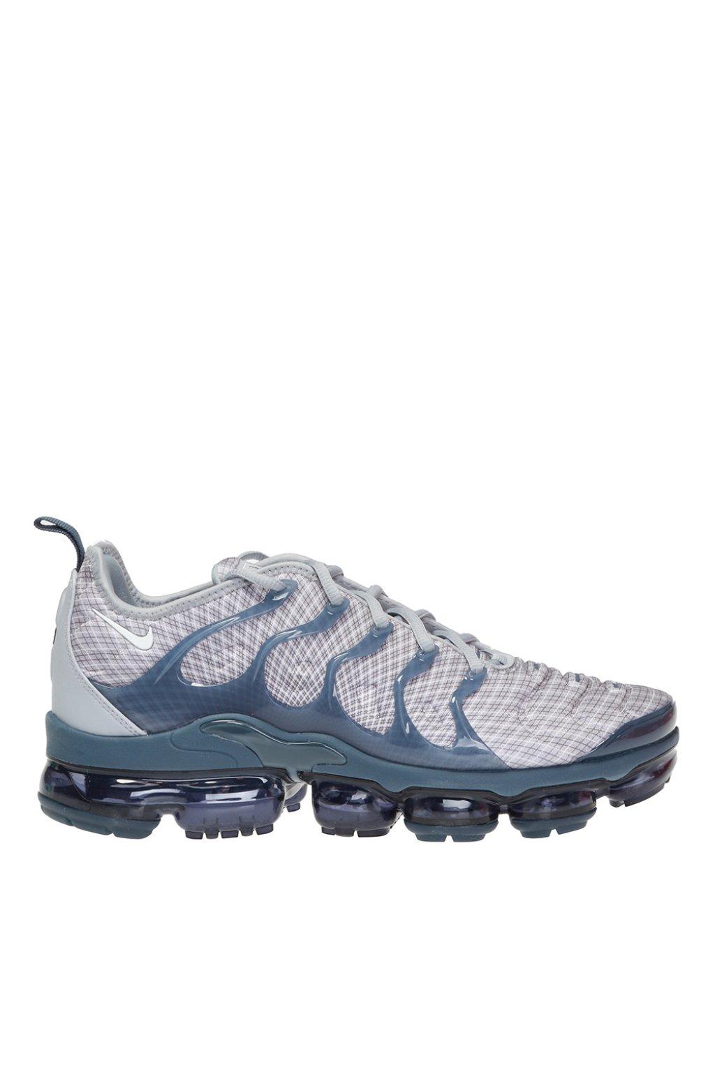 Nike Rubber Vapormax Sneakers in Grey (Gray) for Men - Lyst