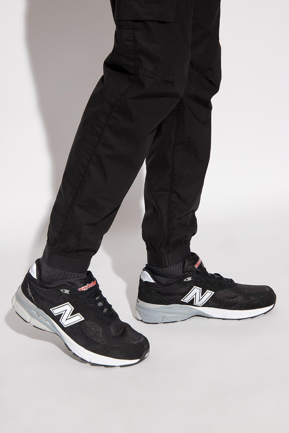black nb 990