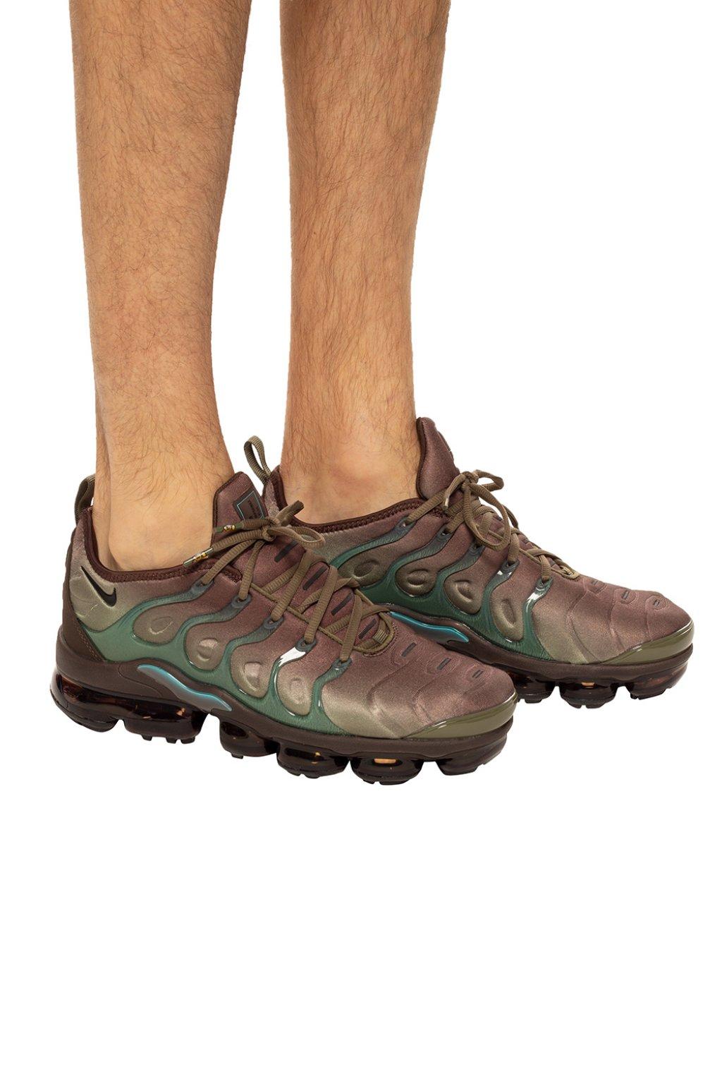 vapormax plus brown