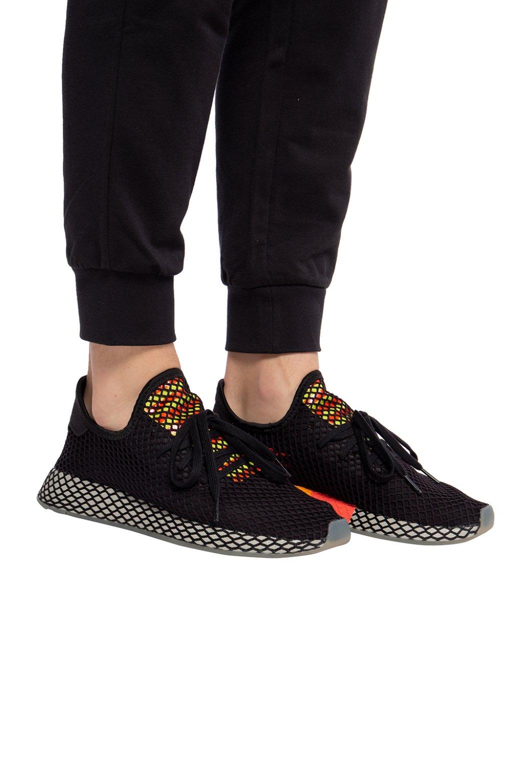deerupt runner shoes