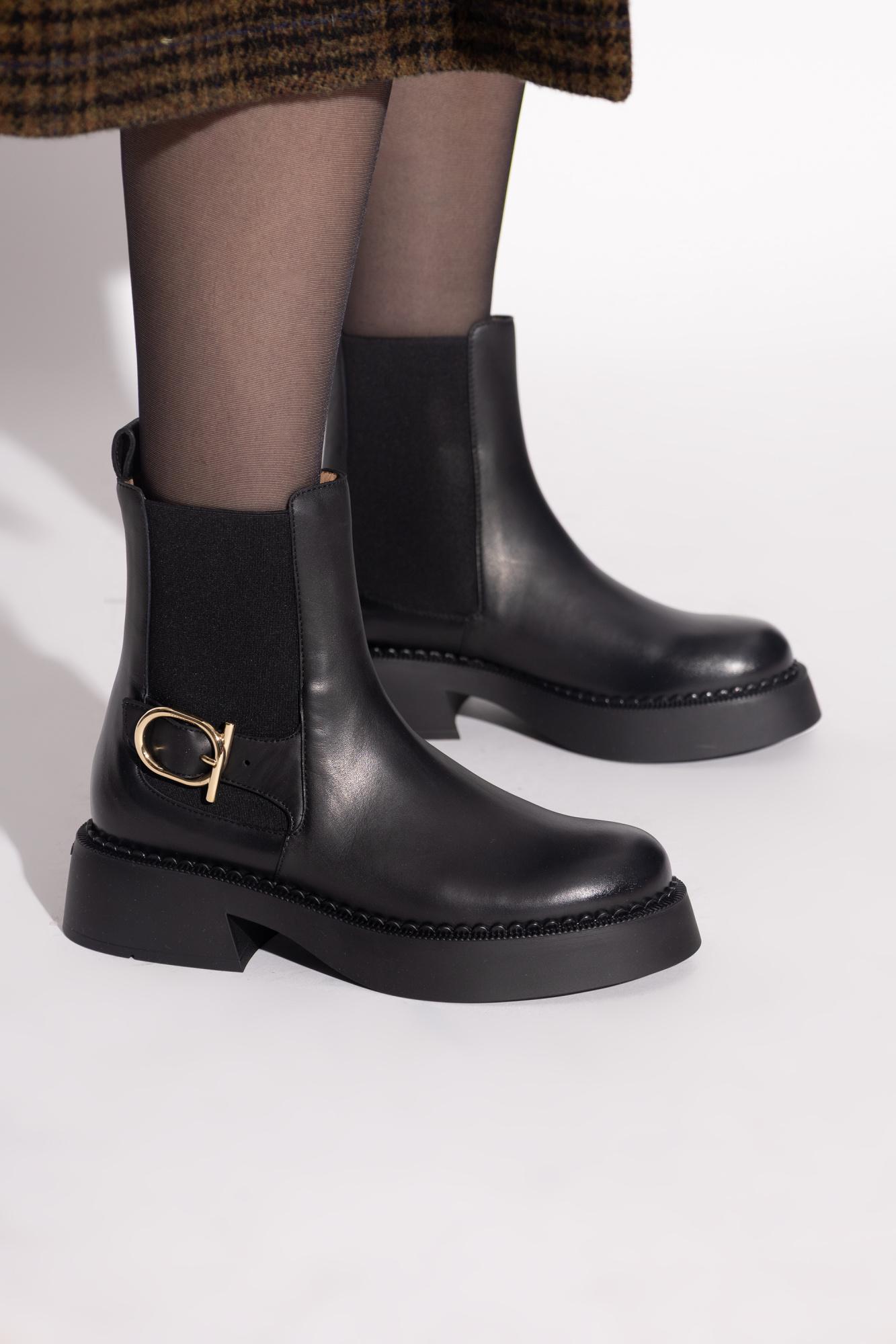 ショートブーツ・ブーティ SALVATORE FERRAGAMO BLACK LEATHER TIA ANKLE BOOTS 9791838261965eb05ef436a2d0e856