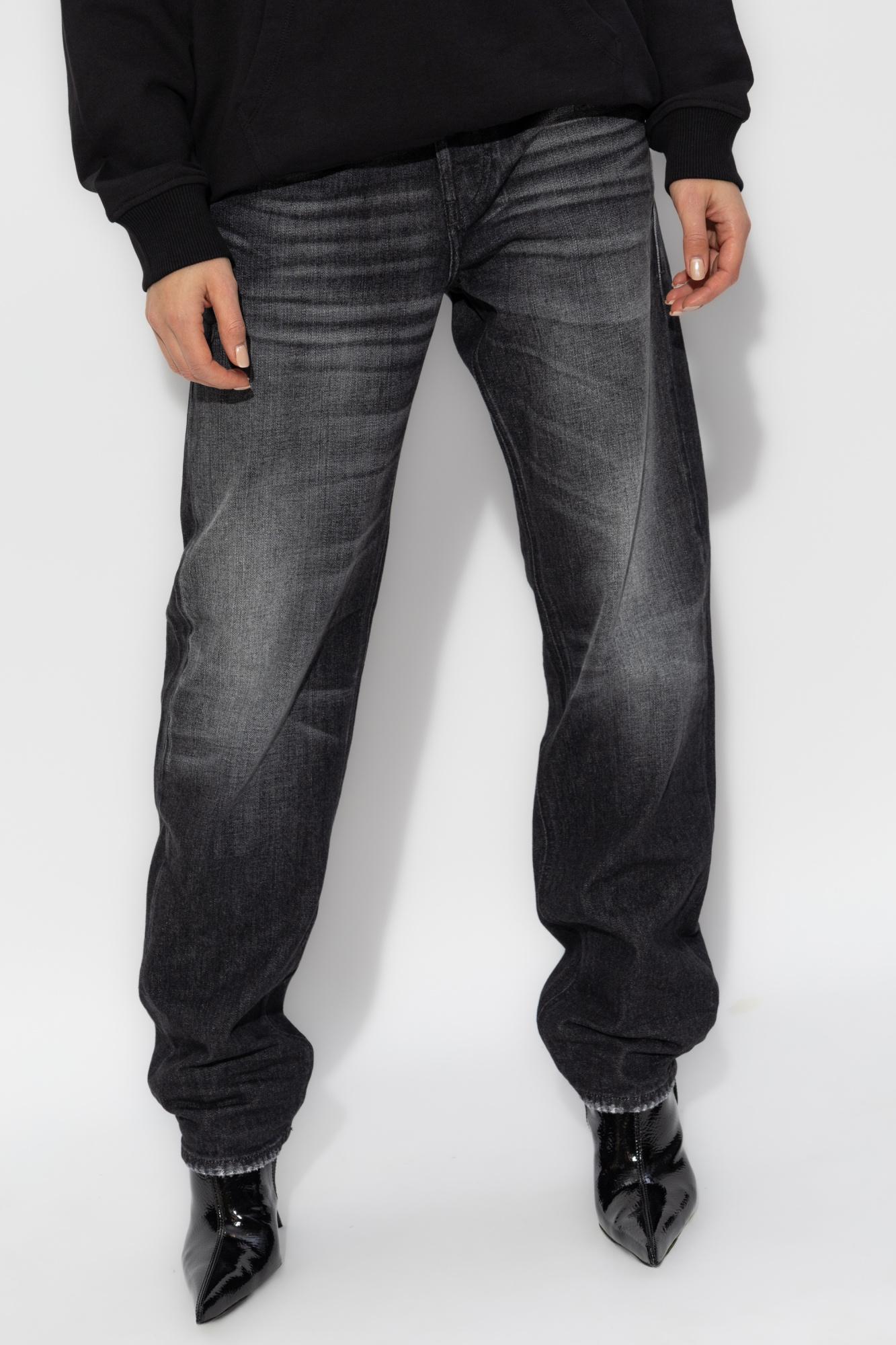 デニム・ジーパン Diesel jeansy 1988 D-ARK L.32 TROUSERS DIESEL公式】1988 D-ARK テーパード デニム レディース