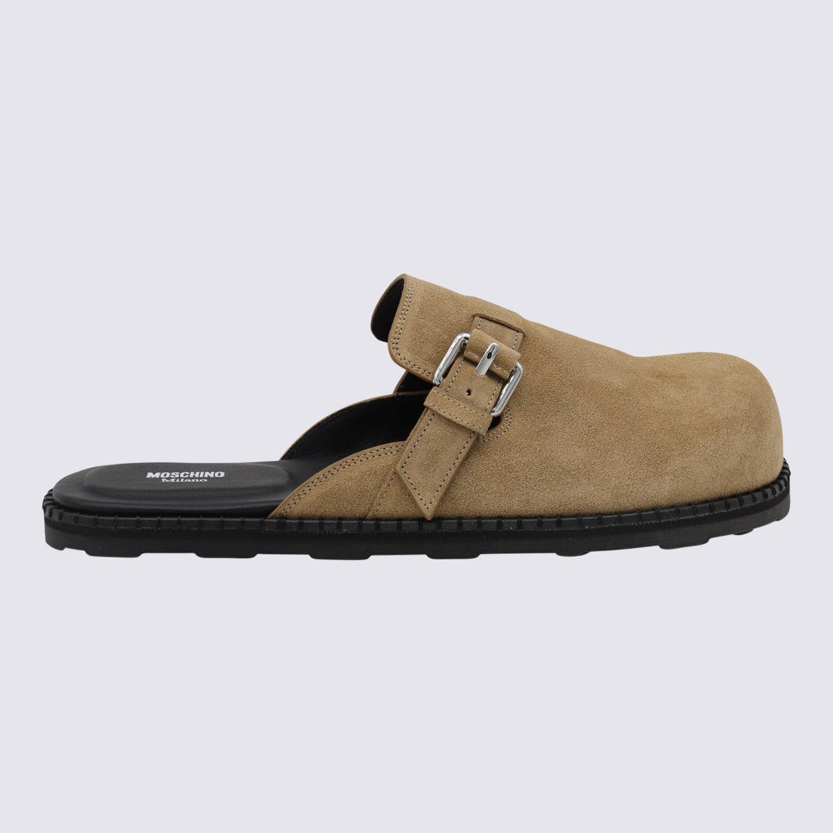サンダル MOSCHINO Men Sandals MB10152G0M GF0 10B Beige Moschino Sandalen herren MB10152G0MGF010B Beige Leder Logo