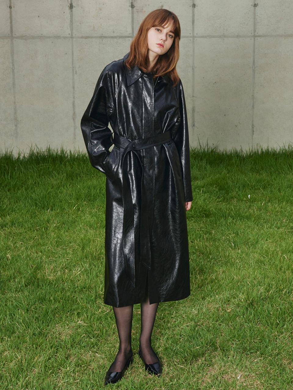 Balmacaan raincoat deals