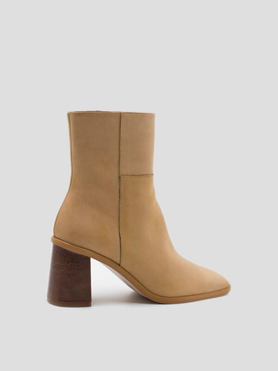 alohas west boot with block heel