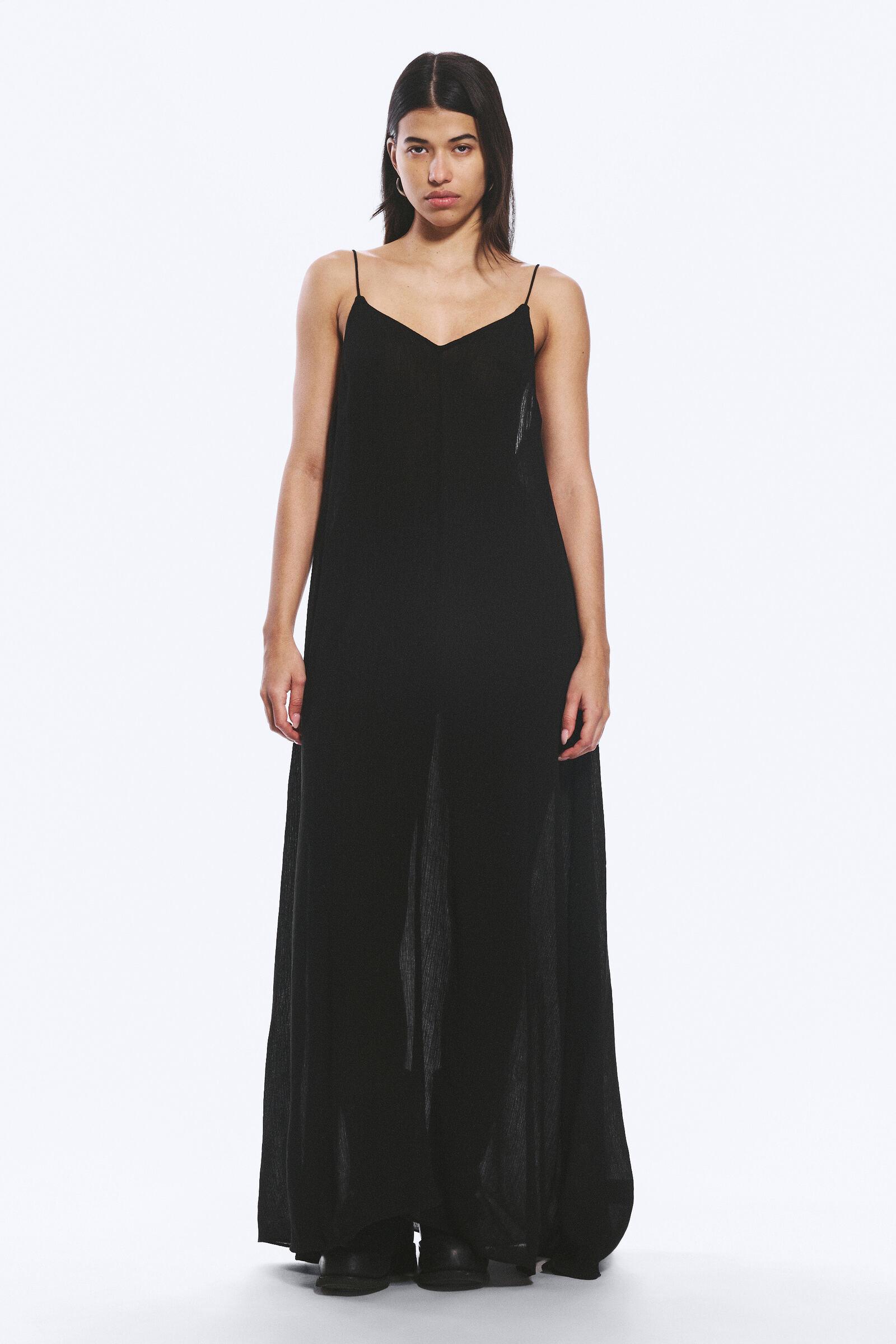 weekday flowy maxi dress in Black type_dress
