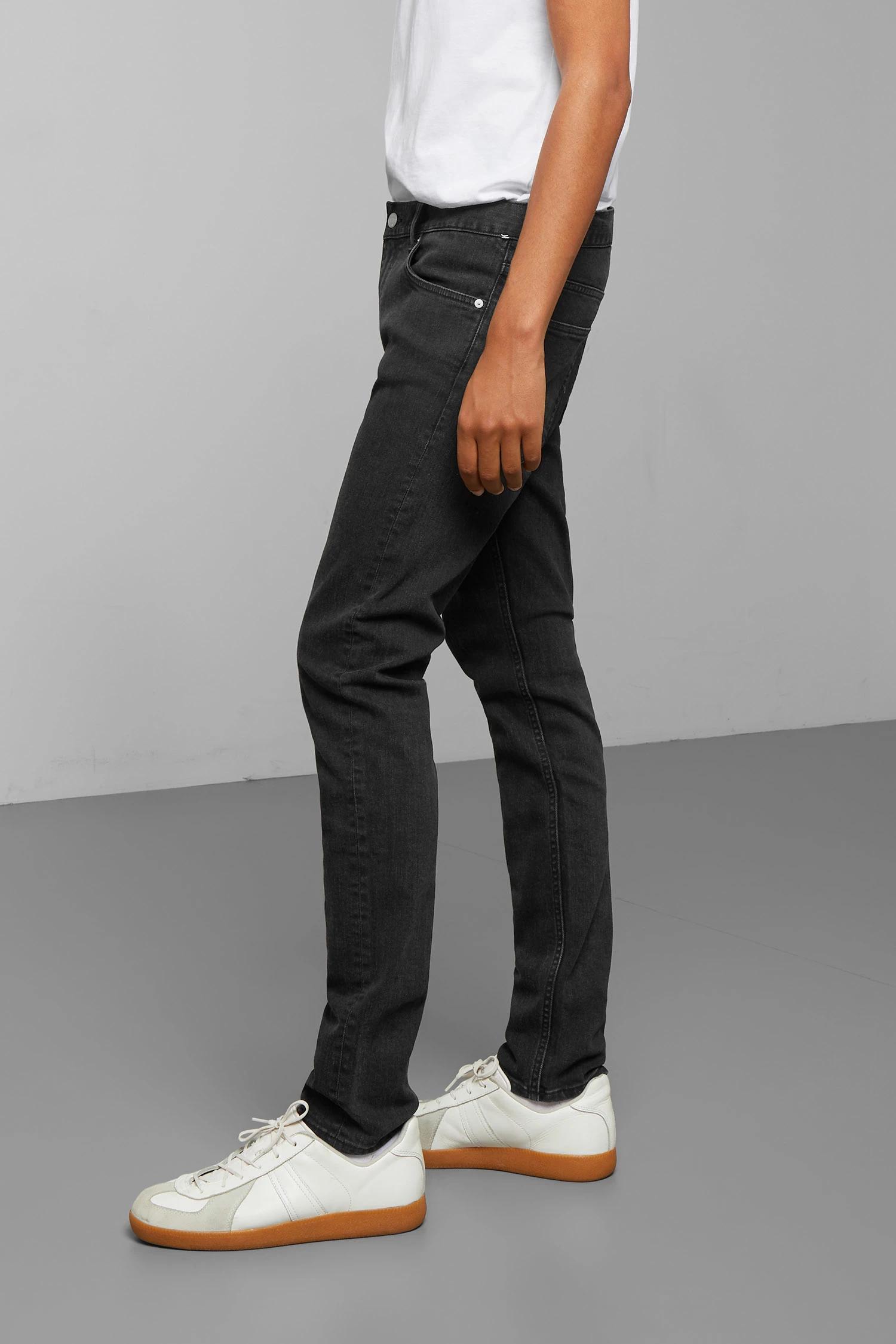 weekday friday tuned black