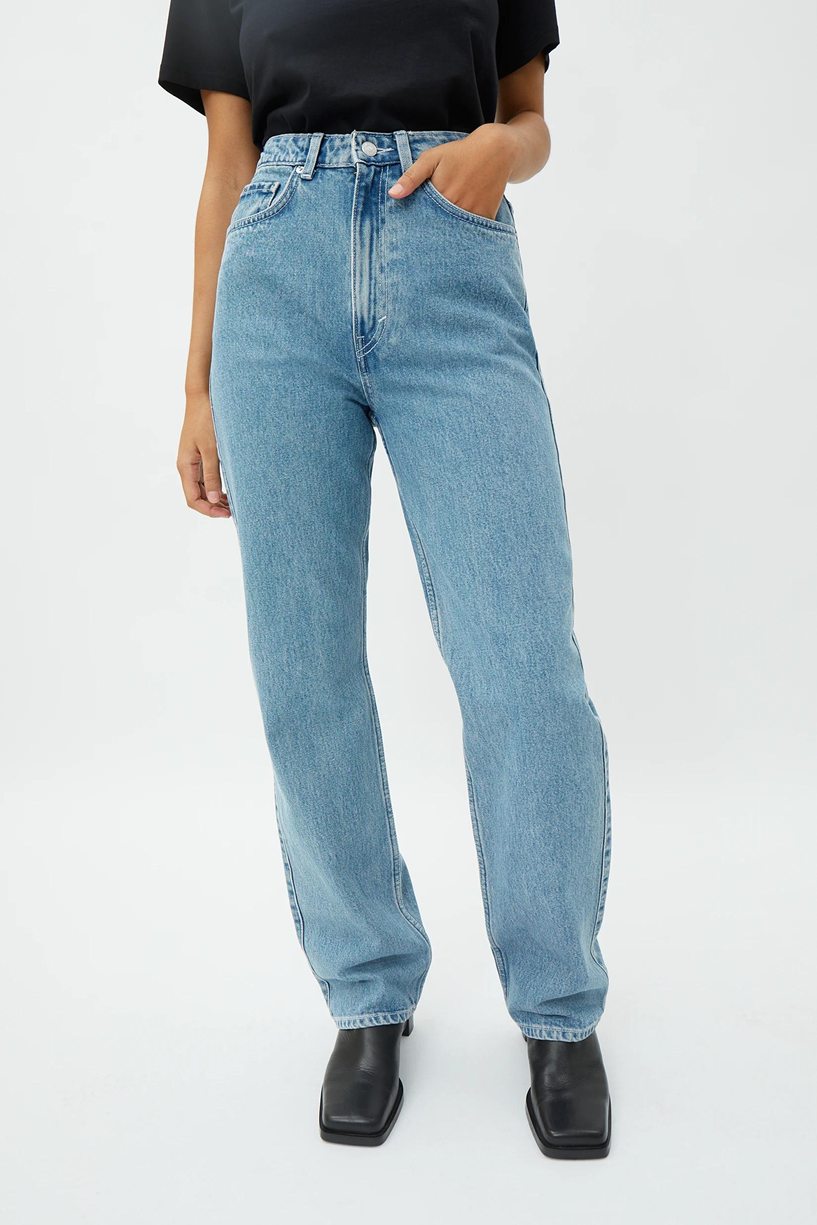 Weekday Denim Rowe Extra High Straight Jeans in Sky Blue (Blue) - Lyst