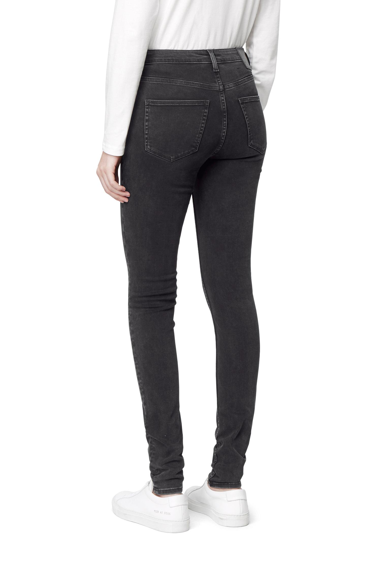 weekday body great grey