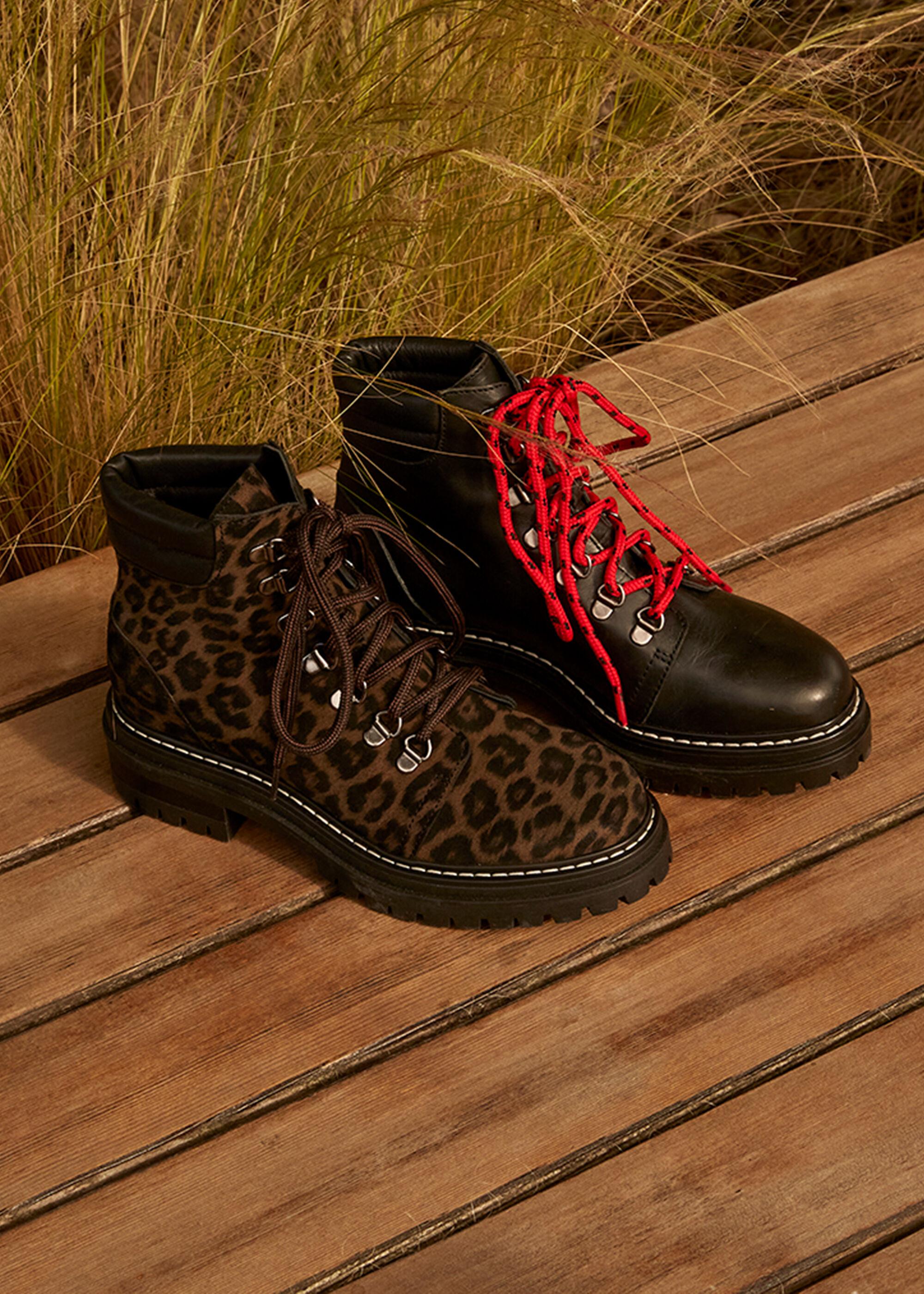 whistles amber boots black