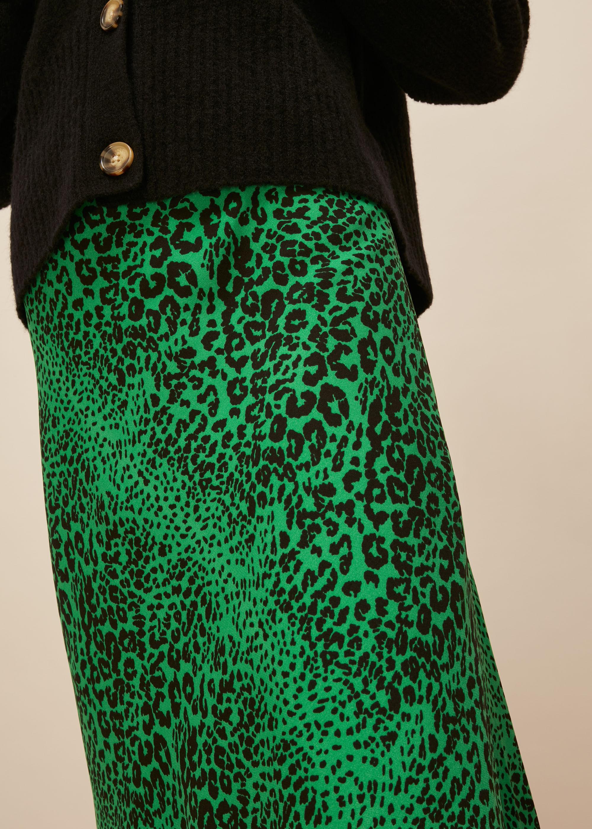 what lipstick to wear with emerald green dress Rent Whistles Green Leopard Printed Midi Dress main image 1