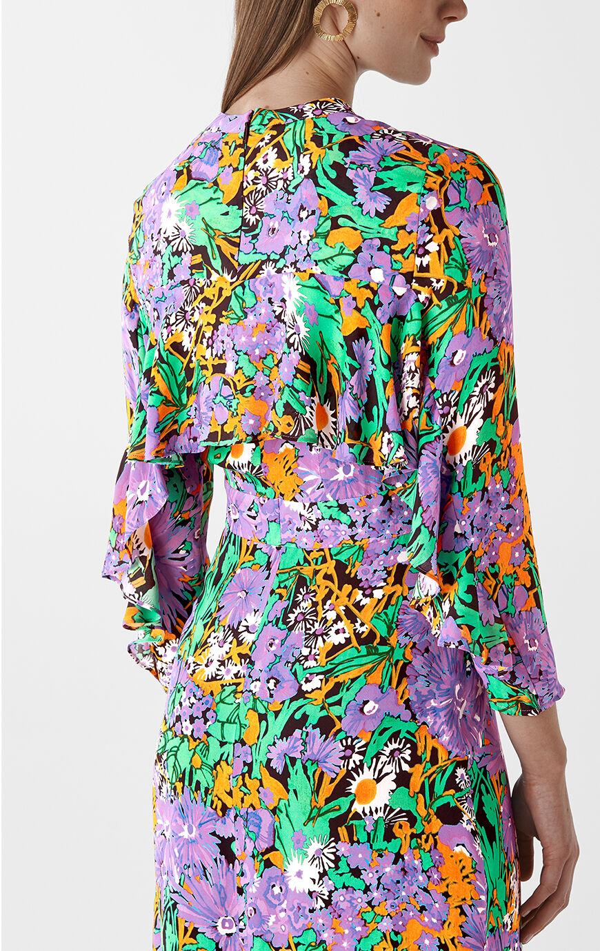 roman dress shops near me