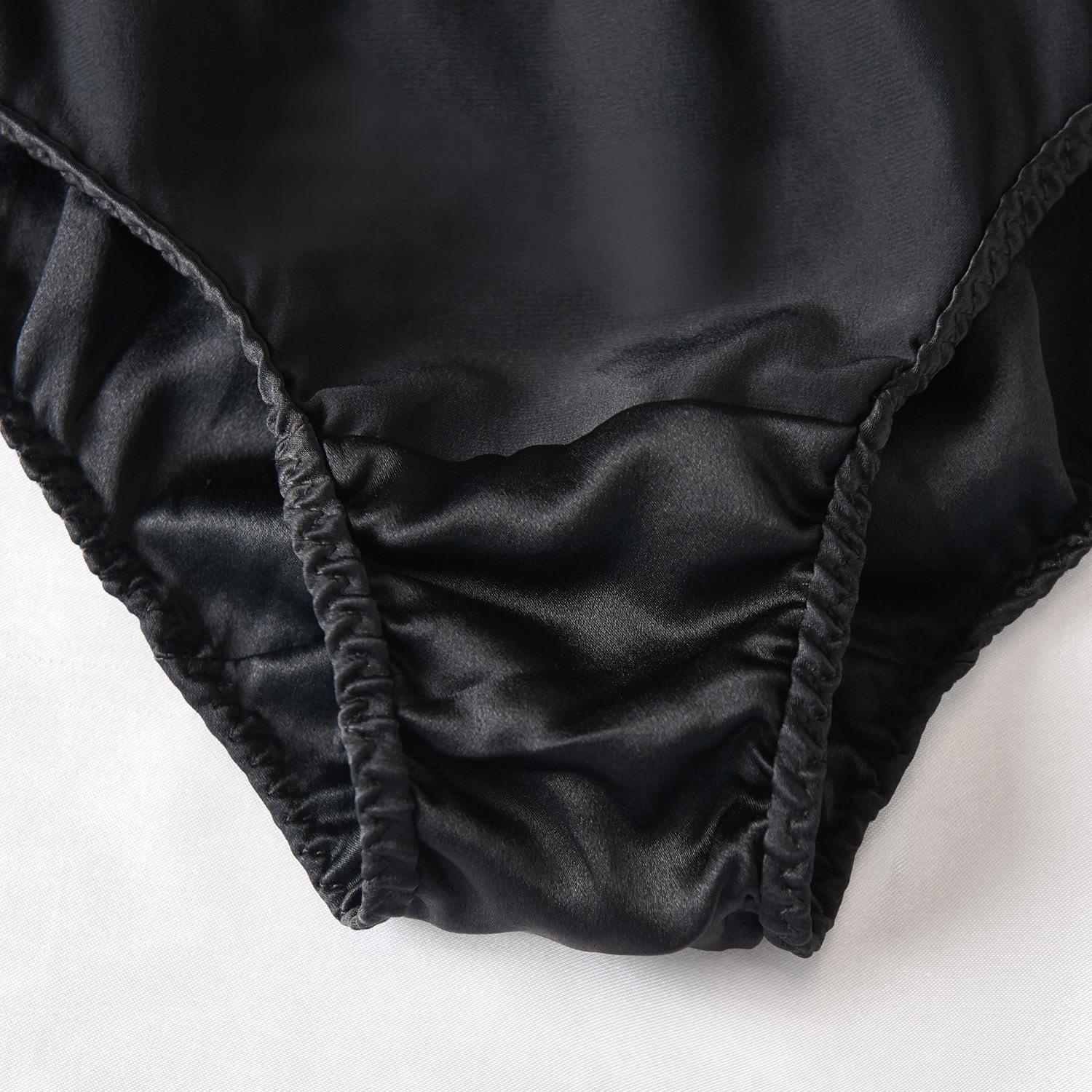 Soft Strokes Silk Knitted Silk Mid Rise French Cut Pantie: Black Vodka
