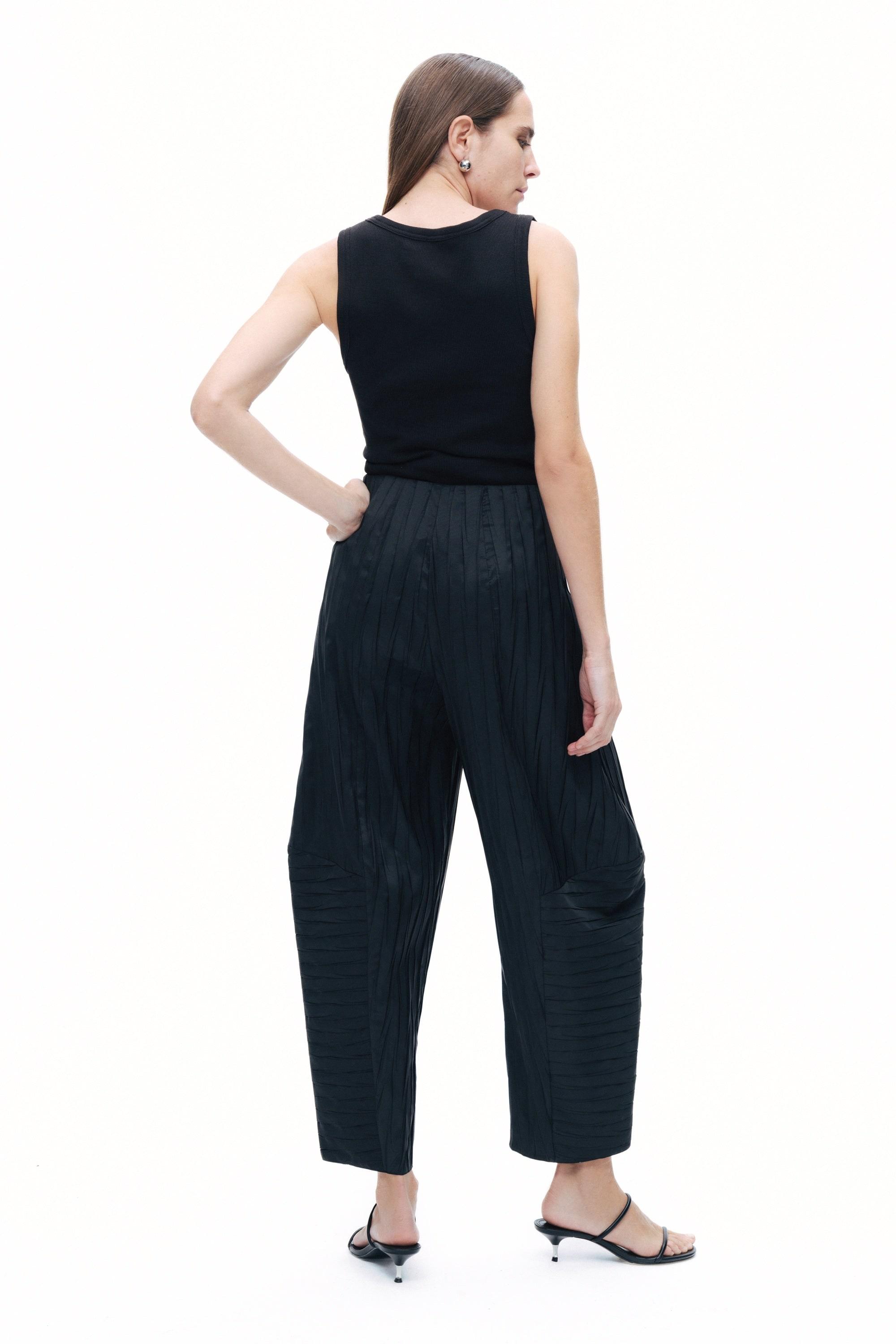 Designer High Waisted Balloon Pants for Women - Up to 66 Designer High Waisted Balloon Pants for Women - Up to 66