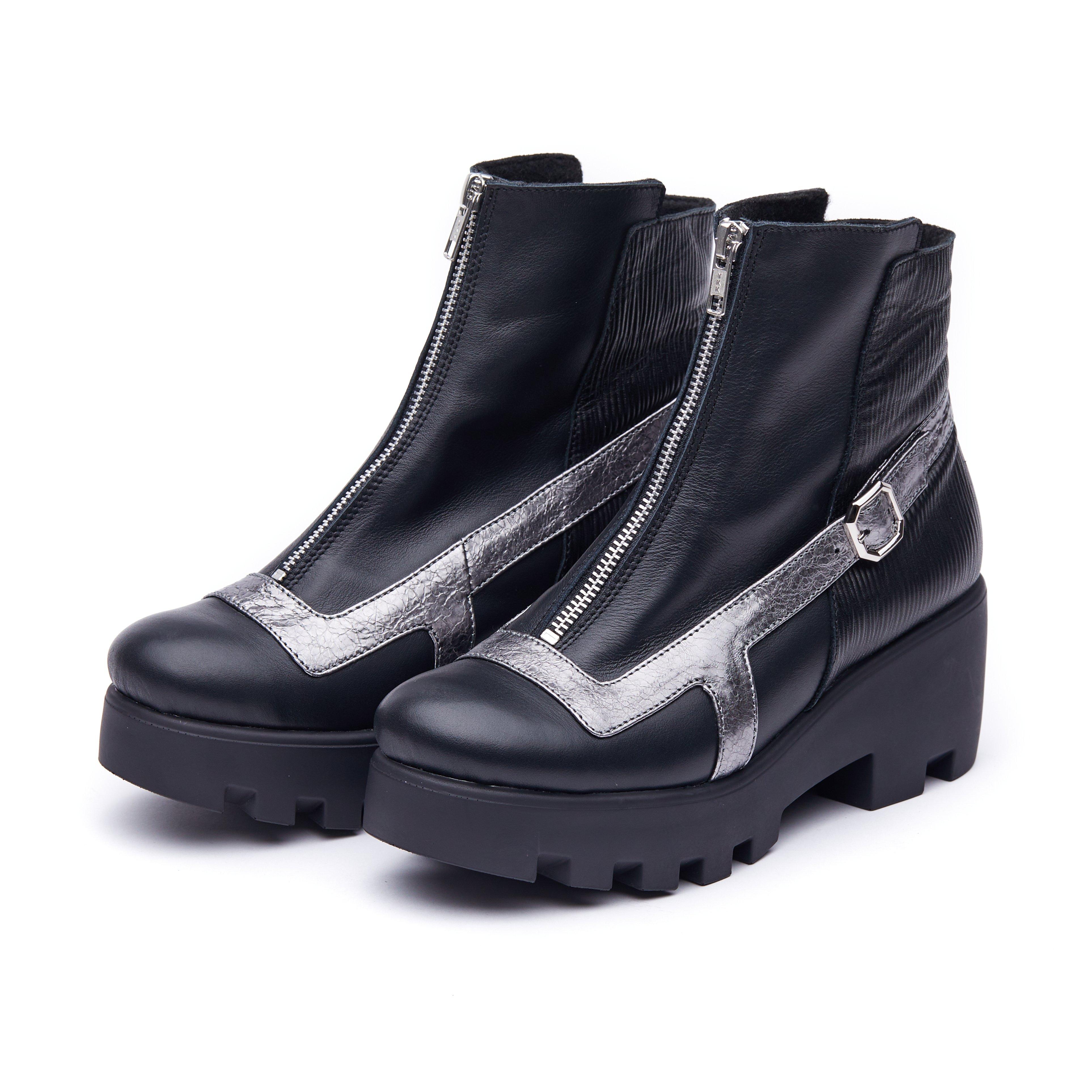 Black Patent Leather Heeled Ankle Boots, Mas Laus