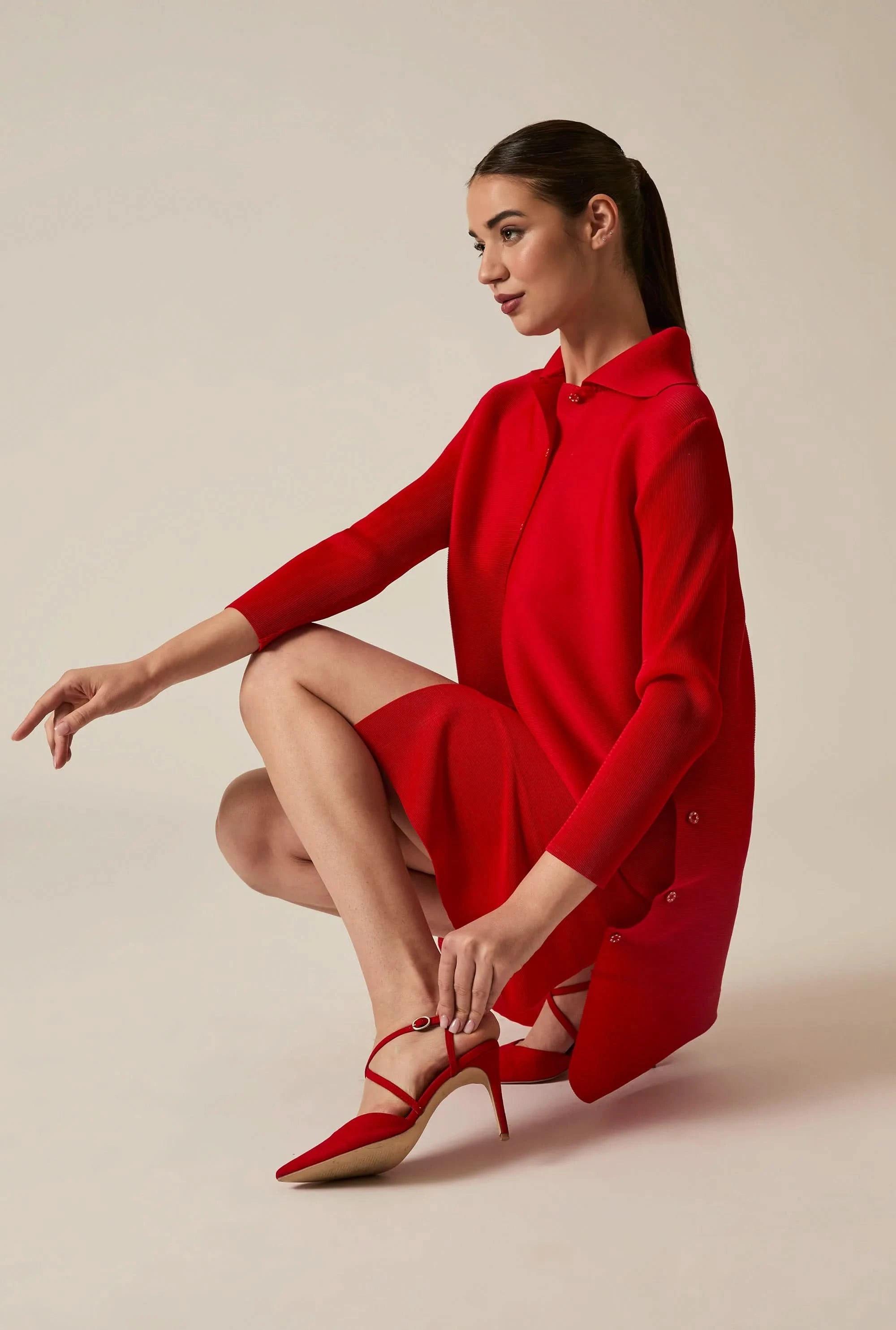 strapless open back dress Short Sleeve Midi Pleated Dress in Red