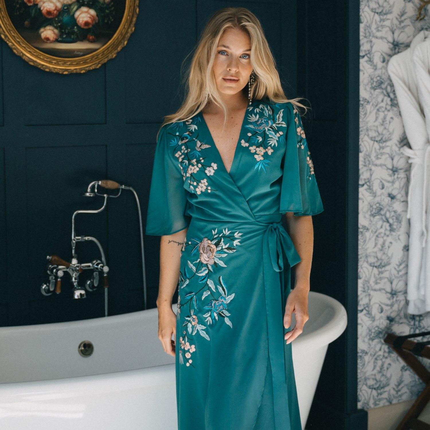 Hope & Ivy The Klara Embroidered Flutter-Sleeve Maxi Wrap Dress With Tie  Waist in Green | Lyst