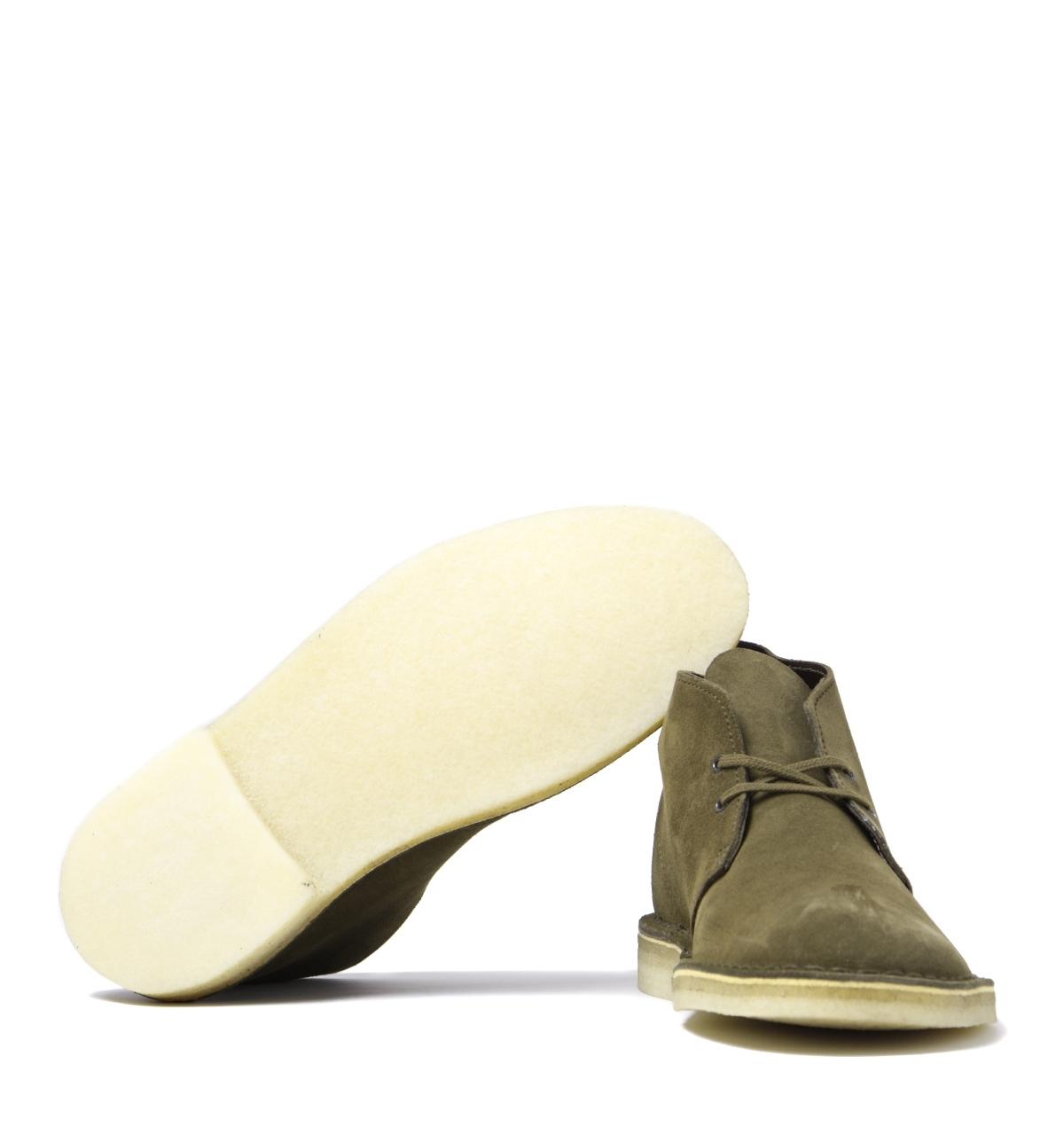 clarks desert boot olive