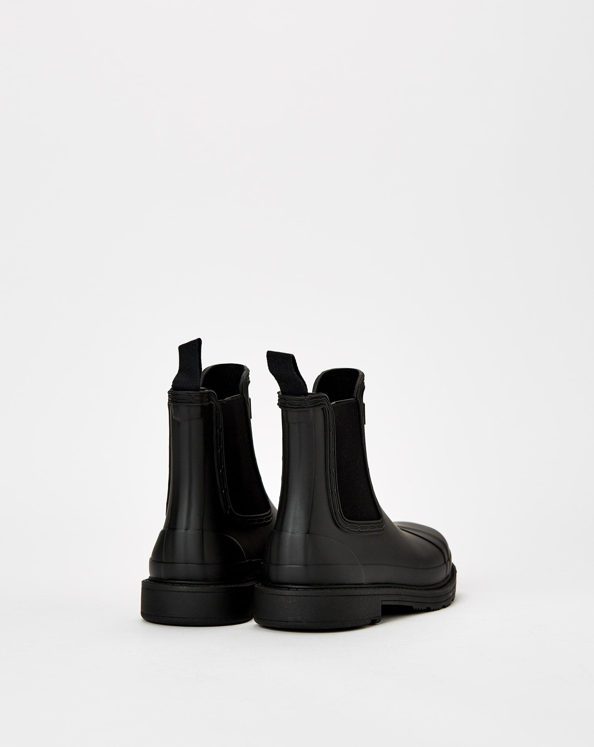 HUNTER Commando Chelsea Boots in Black 