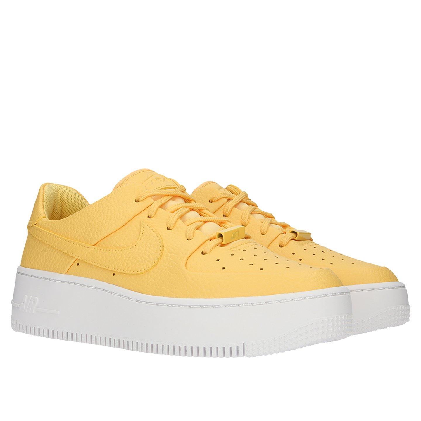 yellow air force 1 sage low trainers