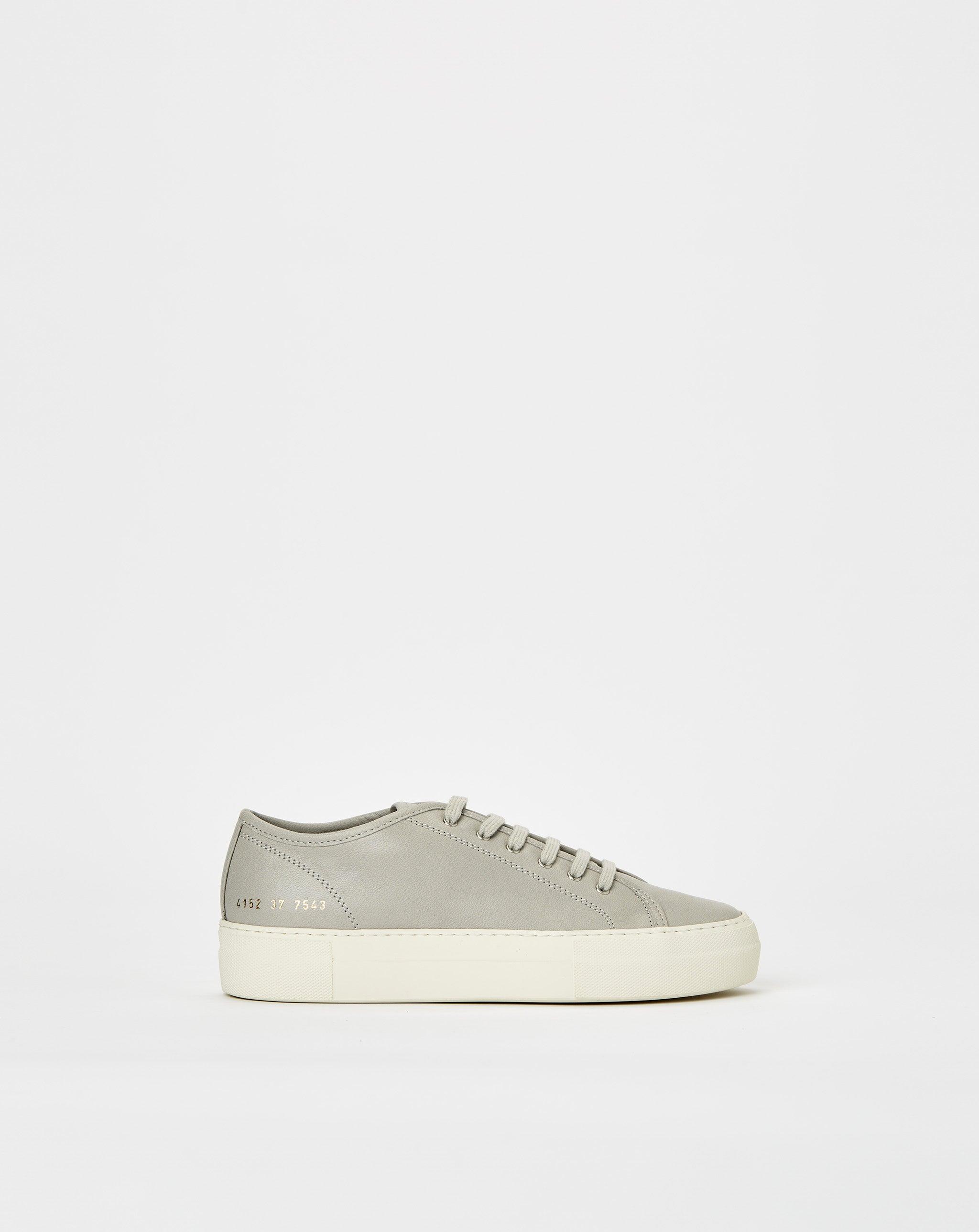 Common Projects Tournament Low Super Fw22 in Natural | Lyst