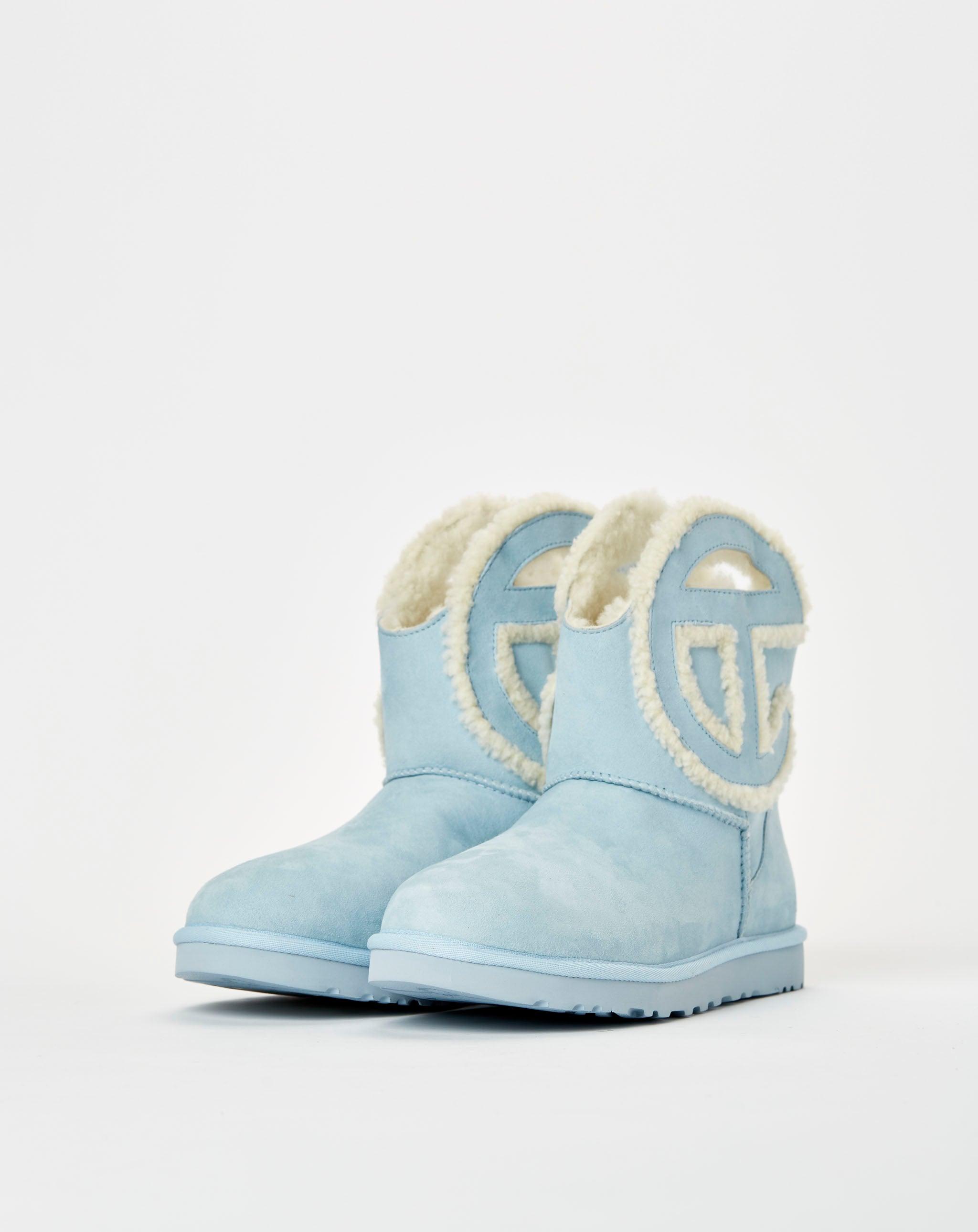 Uggs Blue