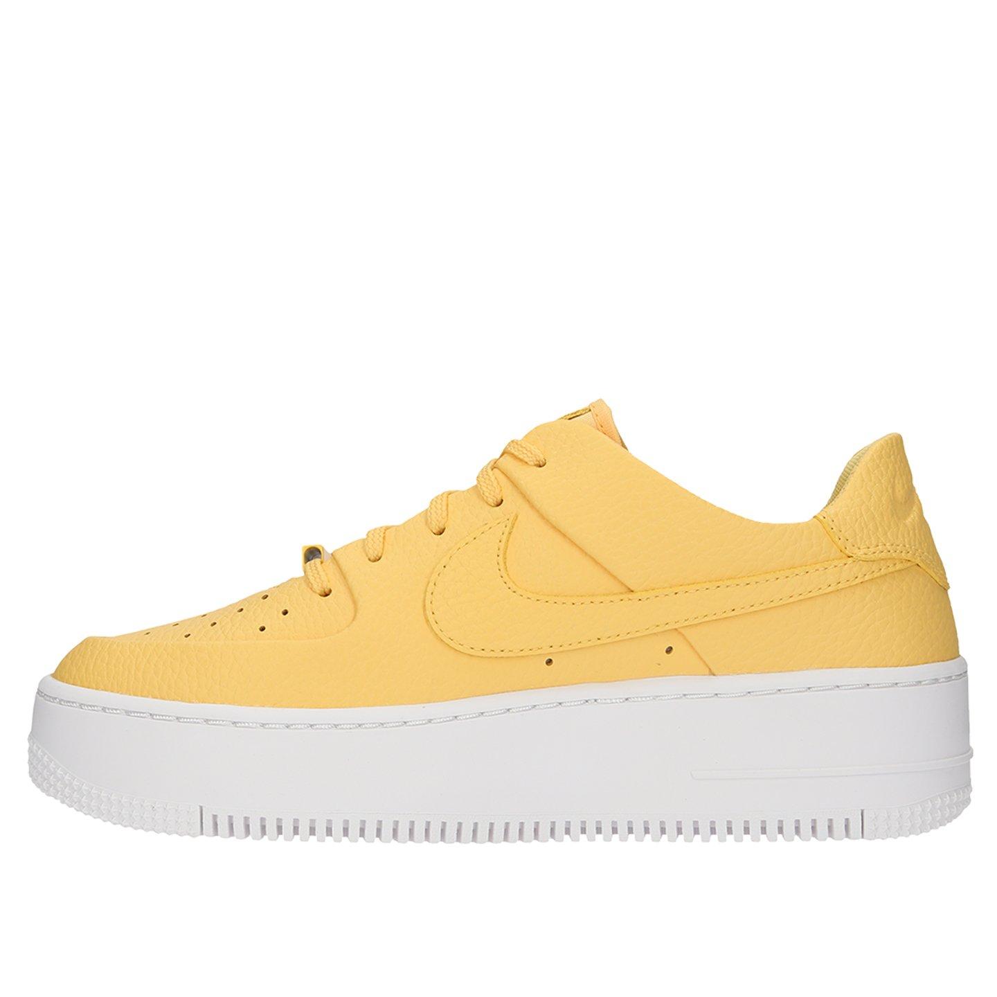 Nike Leather Air Force 1 Sage Trainers in Yellow (Metallic) - Lyst