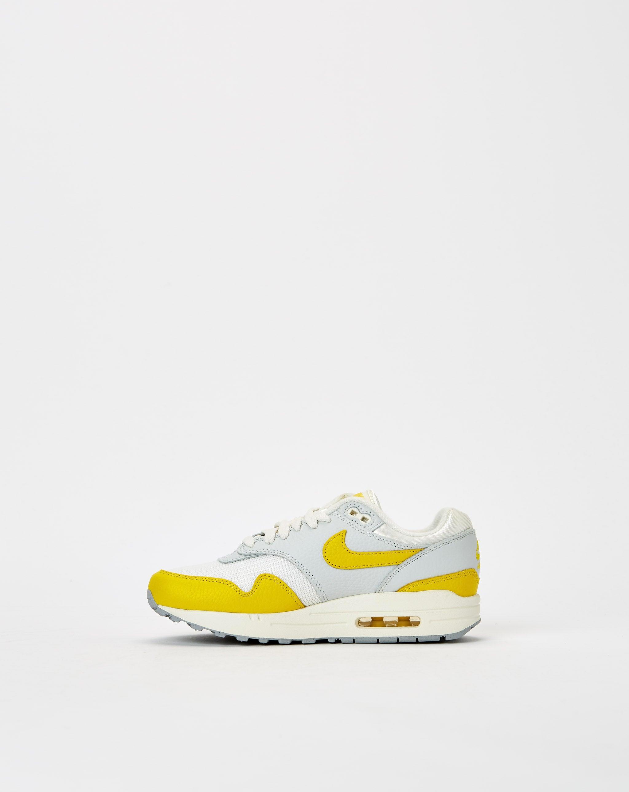 Nike Air Max 1 Shoes in Yellow | Lyst
