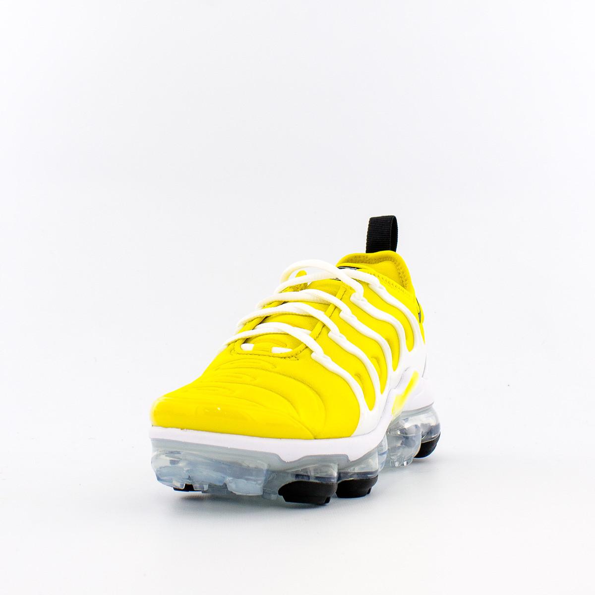 yellow vapormax