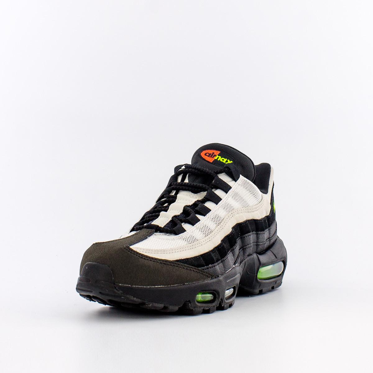 nike air max 95 essential black electric green