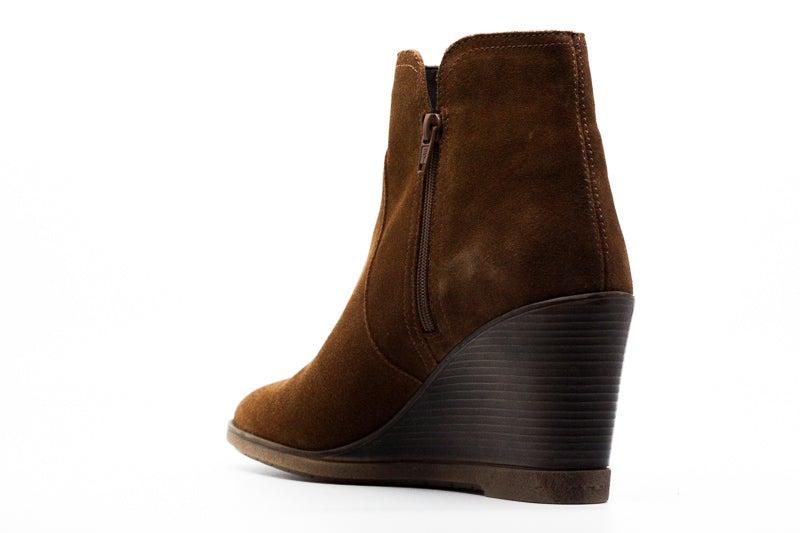 kenneth cole wedge boots