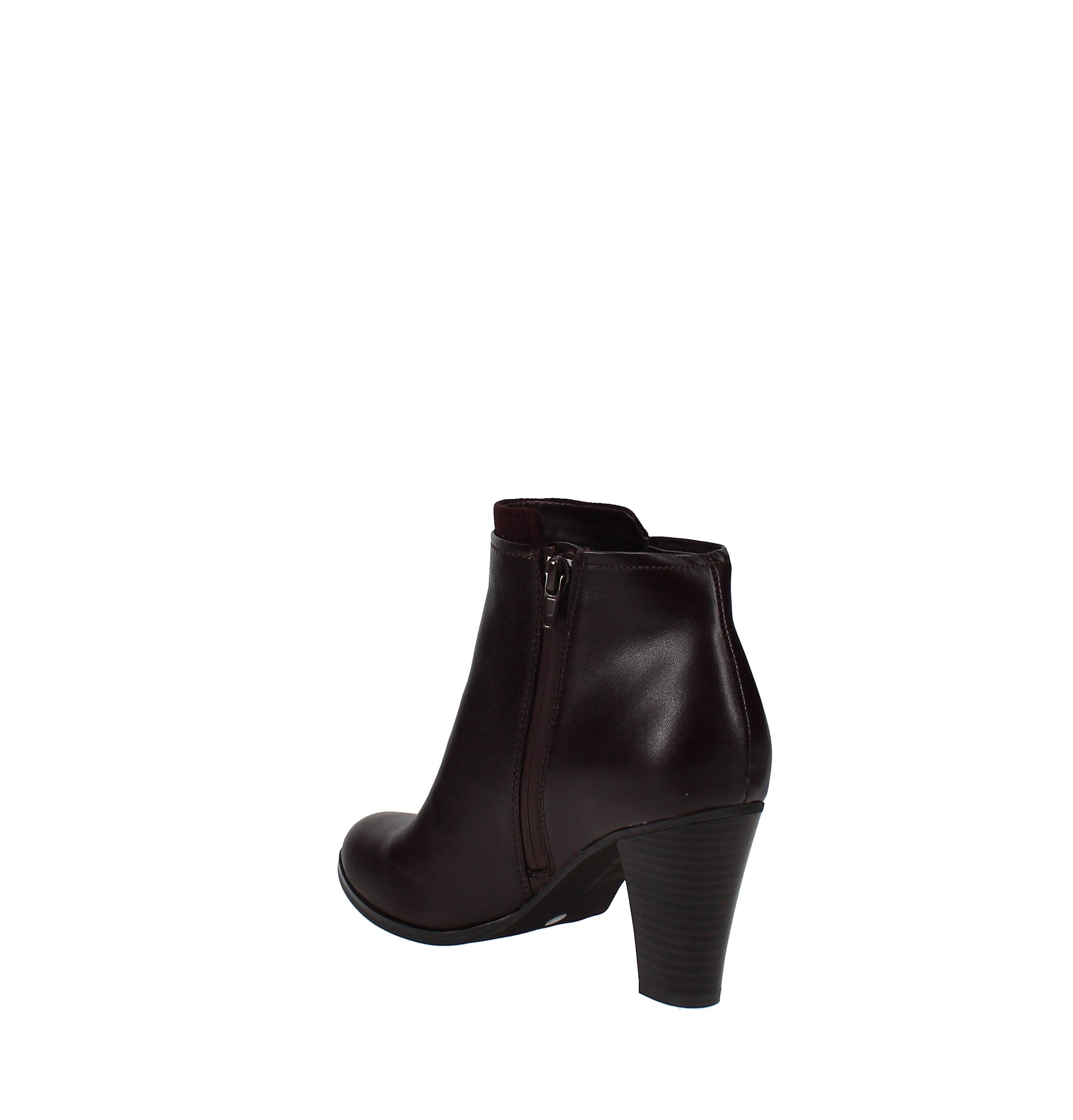 giani bernini bellee ankle booties