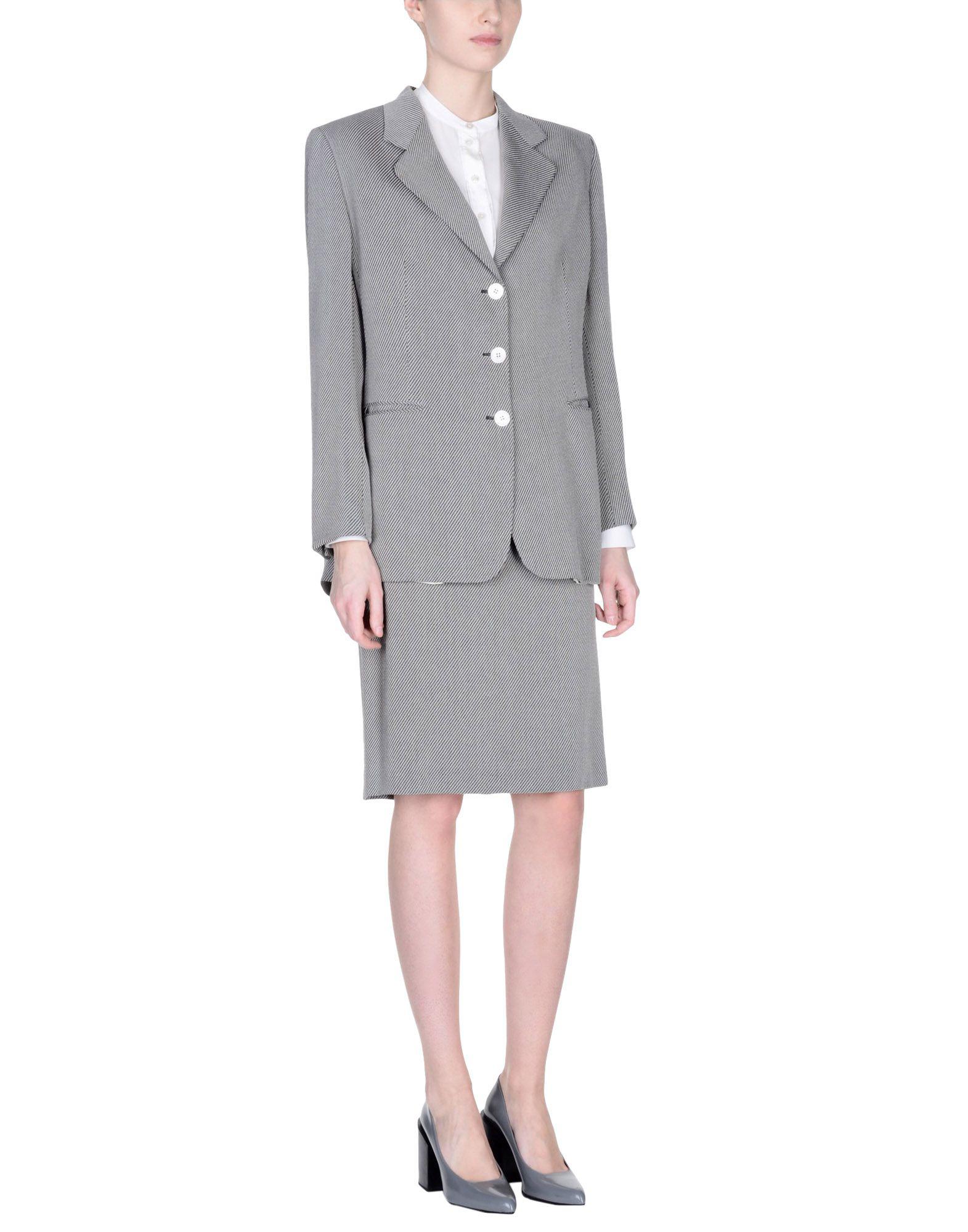 burberry womens suit