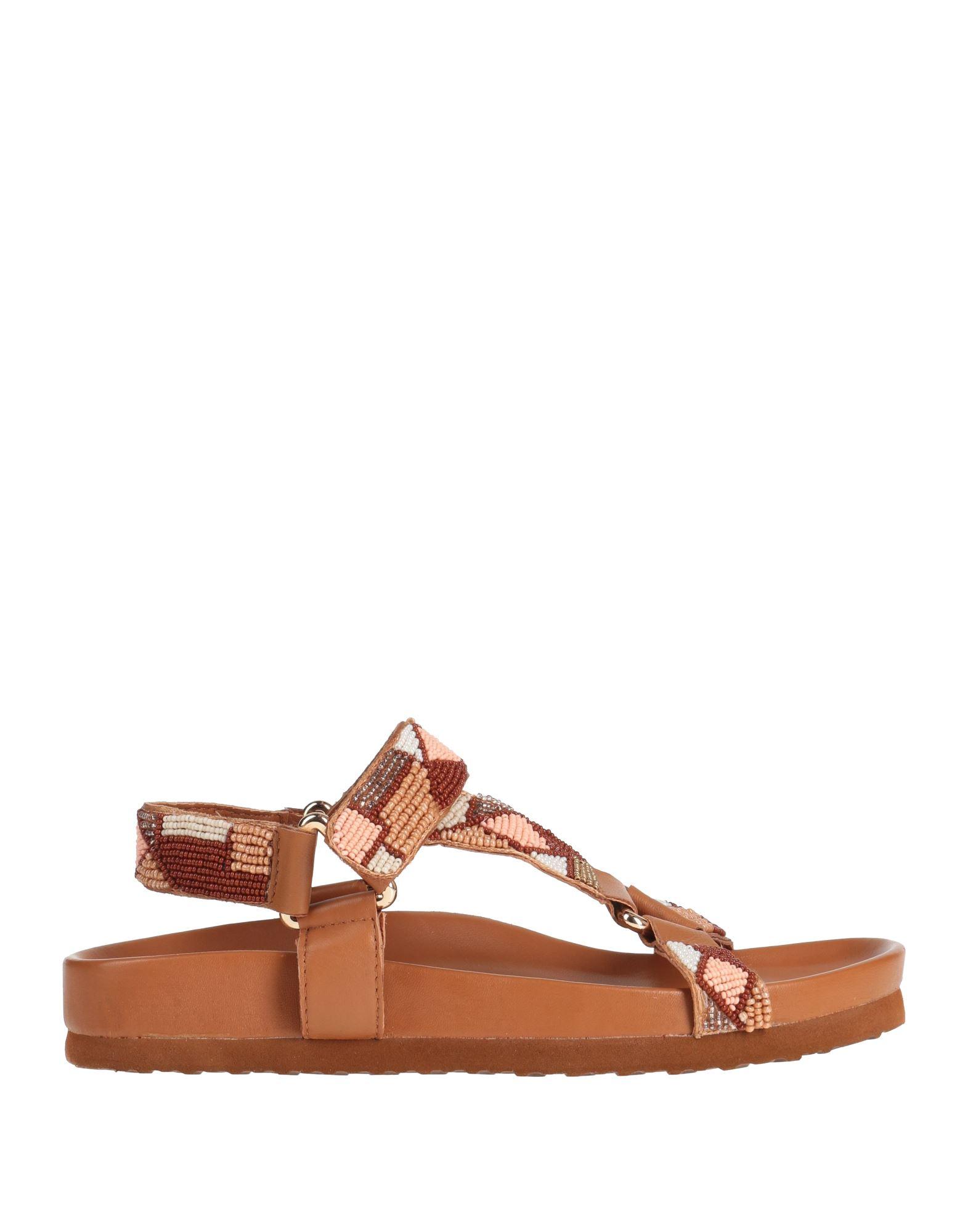 Nuovo sandale store