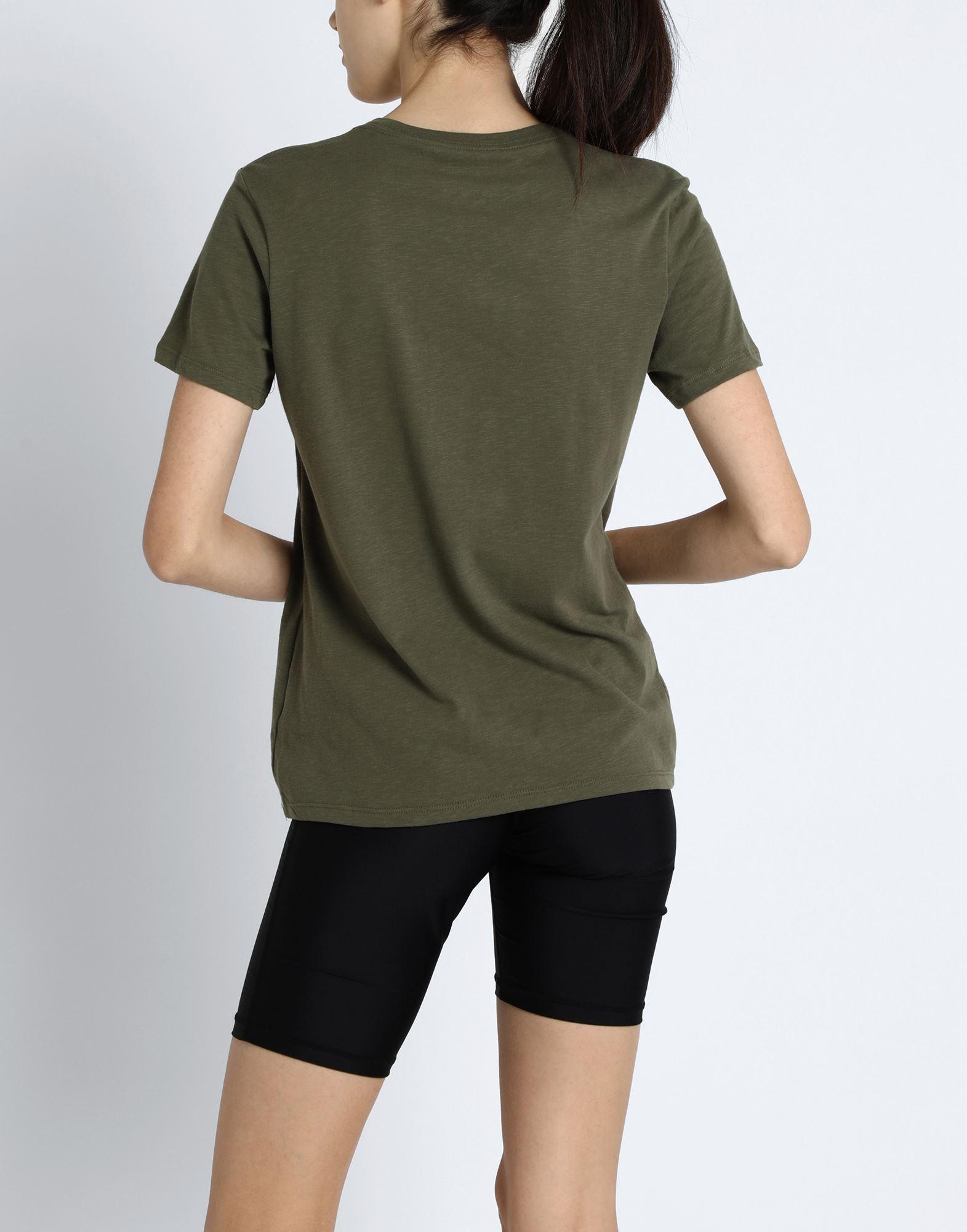 Nike T-shirt in Green | Lyst