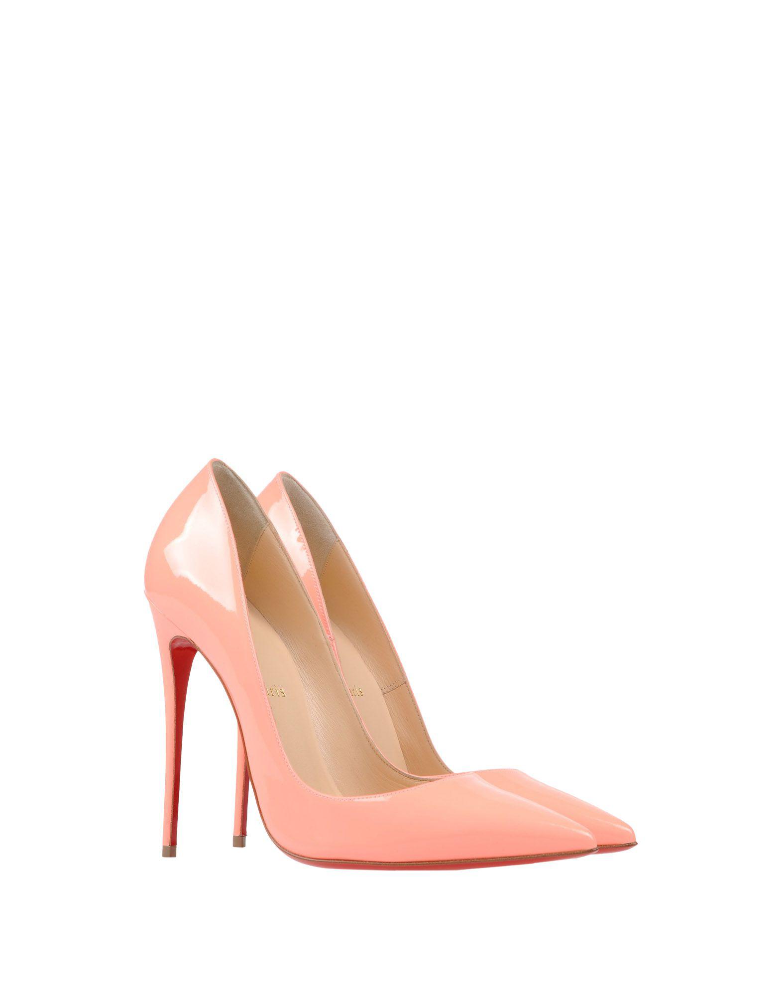 Christian Louboutin Leather Pump in 